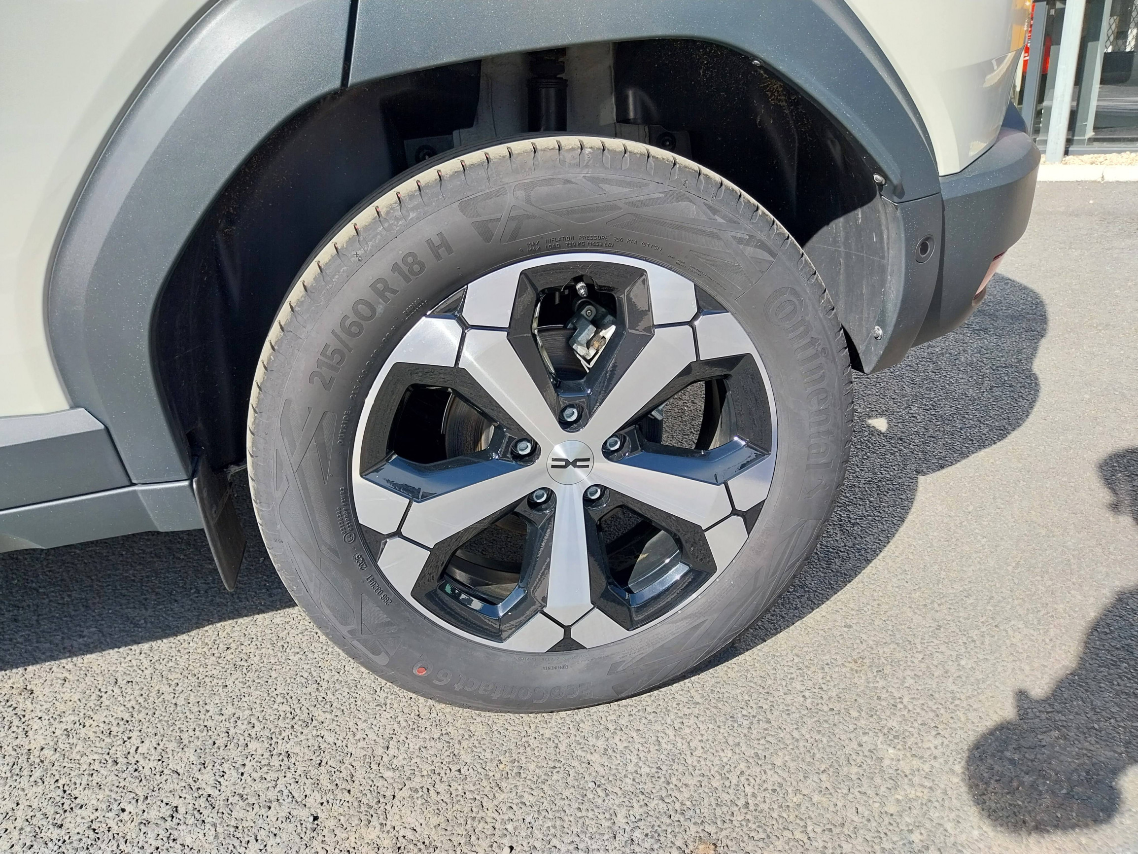 Vente en ligne Dacia Duster  Hybrid 140 au prix de 27 290 €