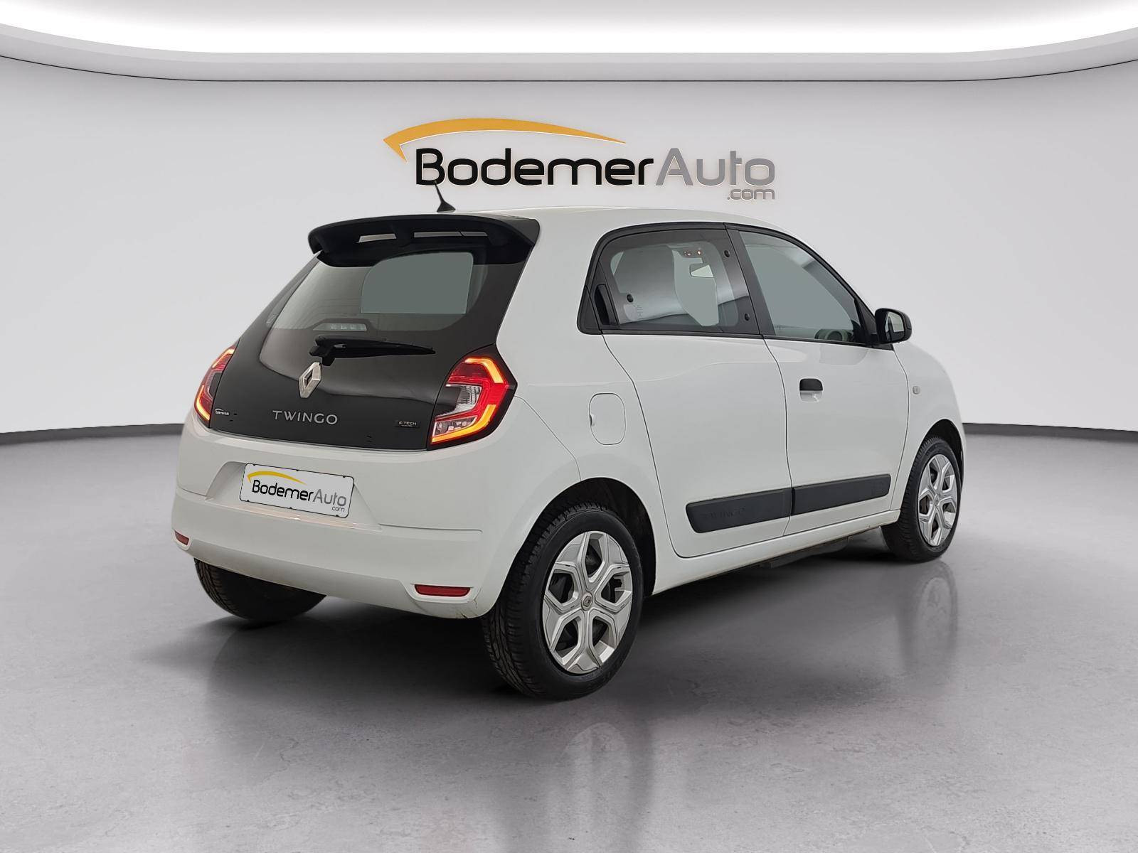Vente en ligne Renault Twingo Electrique Twingo III E-Tech au prix de 11 490 €