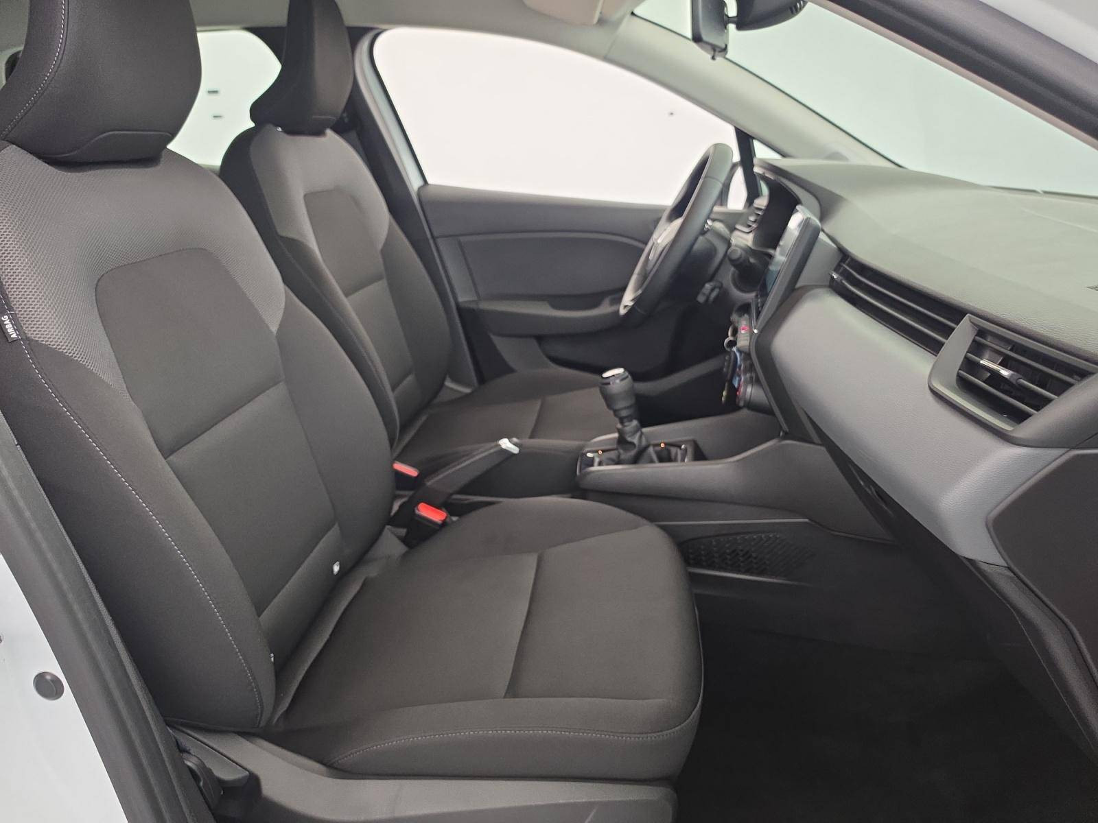 Vente en ligne Renault Clio 5 CLIO SOCIETE BLUE DCI 100 - 21N au prix de 11 990 €