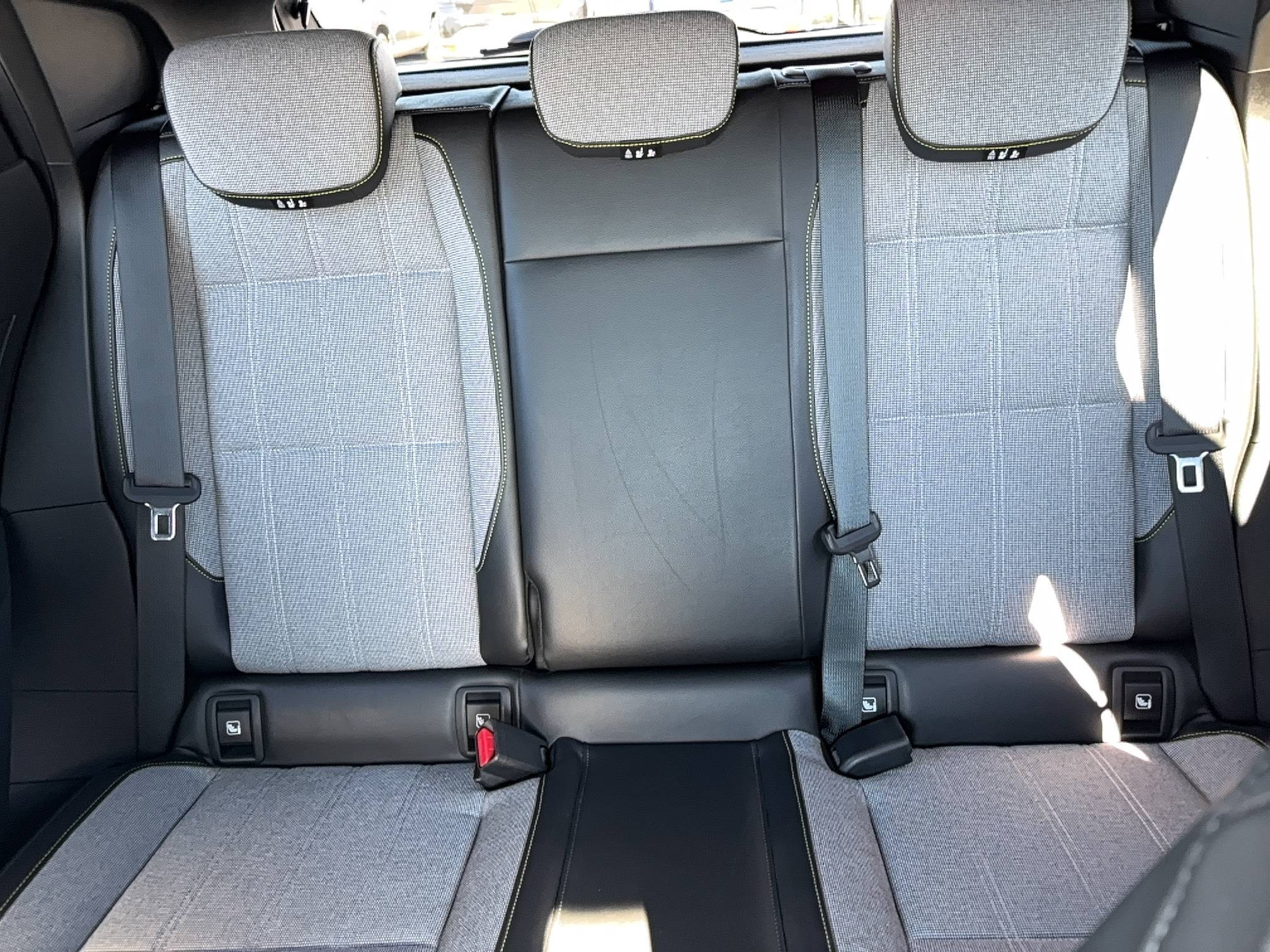 Vente en ligne Renault Megane E-Tech  EV60 220 ch super charge au prix de 23 490 €