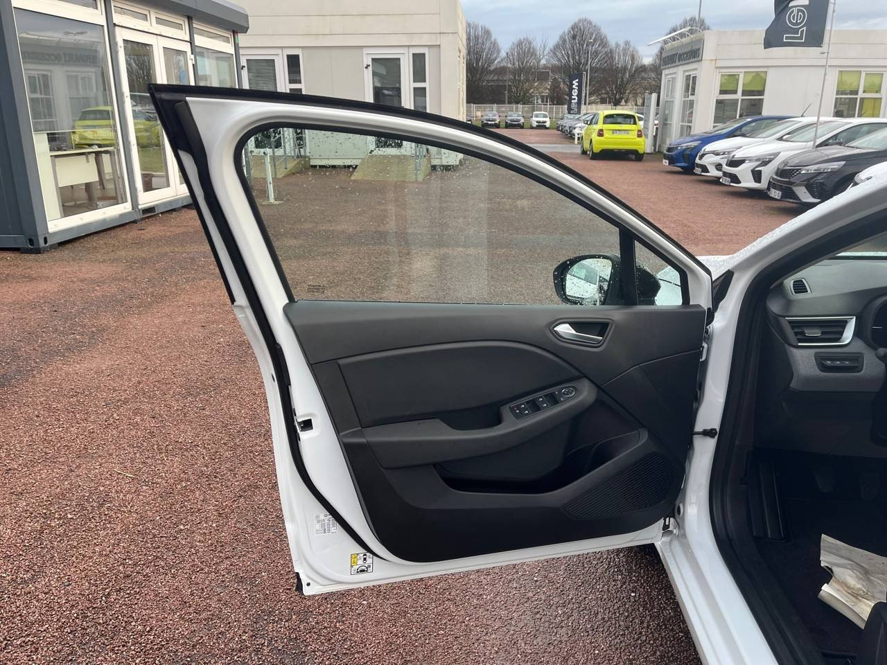 Vente en ligne Renault Clio 5 Clio SCe 65 ch GSR2 au prix de 15 590 €