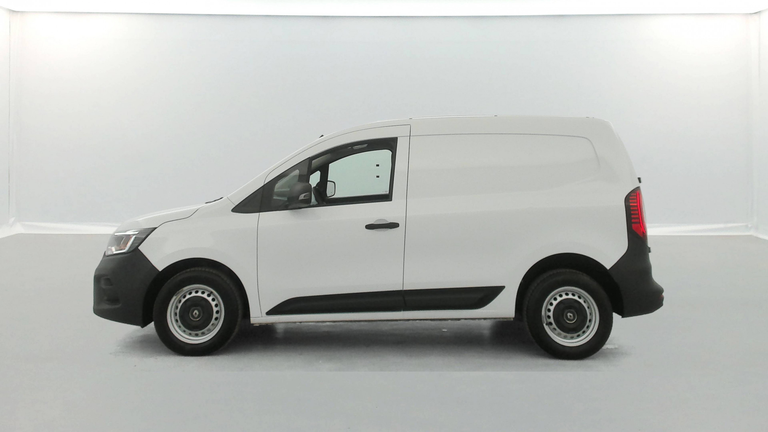 Vente en ligne Renault Kangoo Van  BLUE DCI 95 au prix de 16 990 €