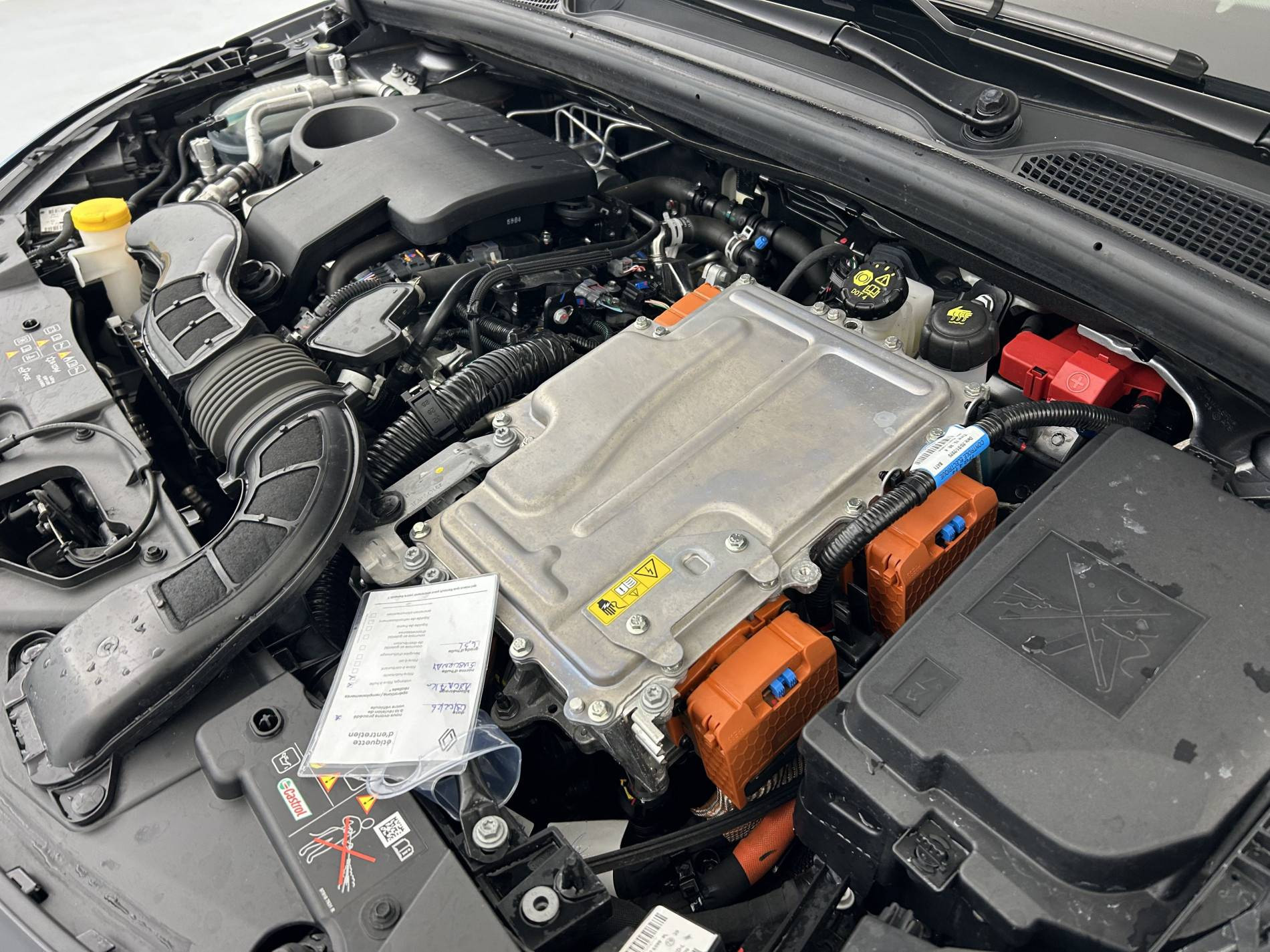 Vente en ligne Renault Clio 5 Clio E-Tech full hybrid 145 ch GSR2 au prix de 19 900 €