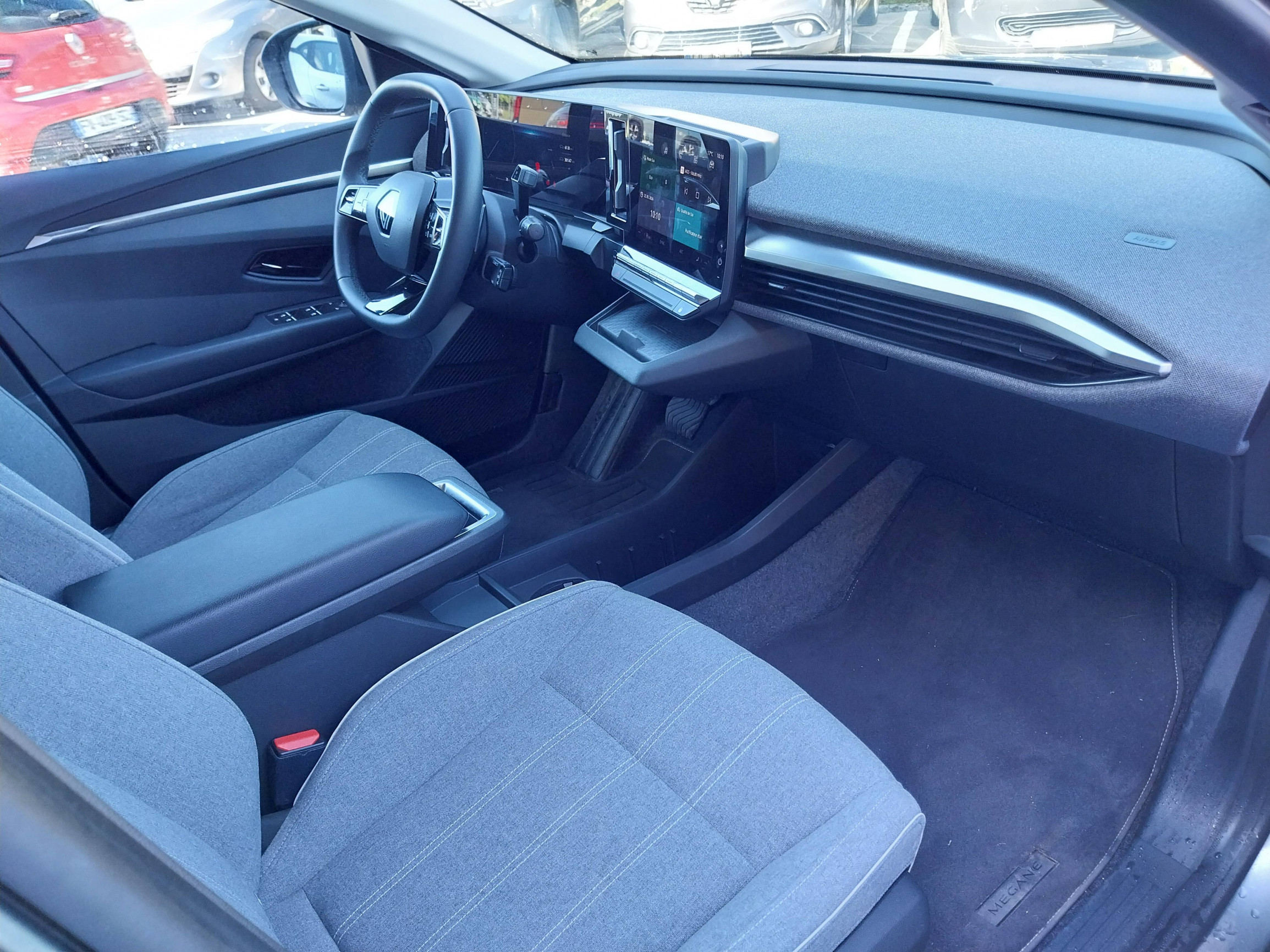 Vente en ligne Renault Megane E-Tech  EV40 130ch standard charge au prix de 19 990 €