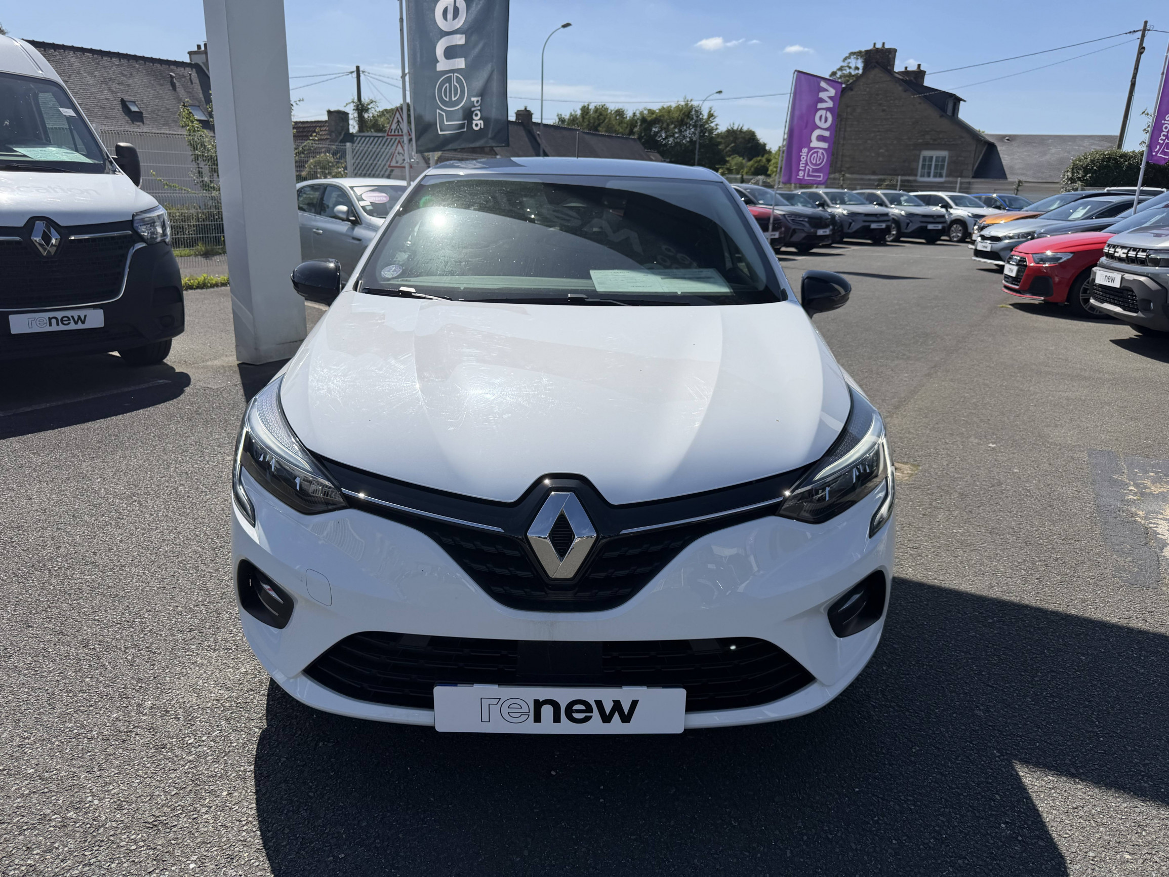 Vente en ligne Renault Clio 5 Clio SCe 65 au prix de 13 290 €