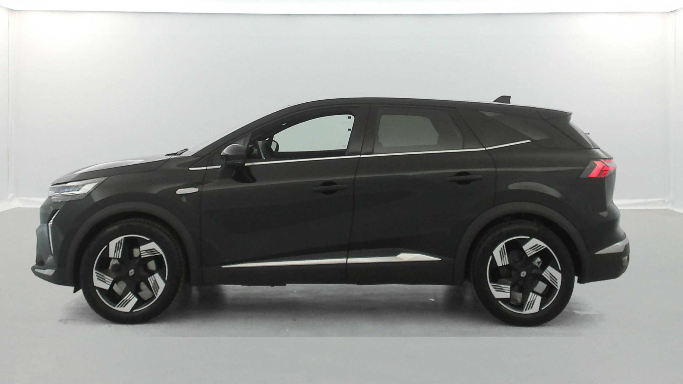 Vente en ligne Renault Symbioz  E-Tech full hybrid 145 au prix de 26 291 €