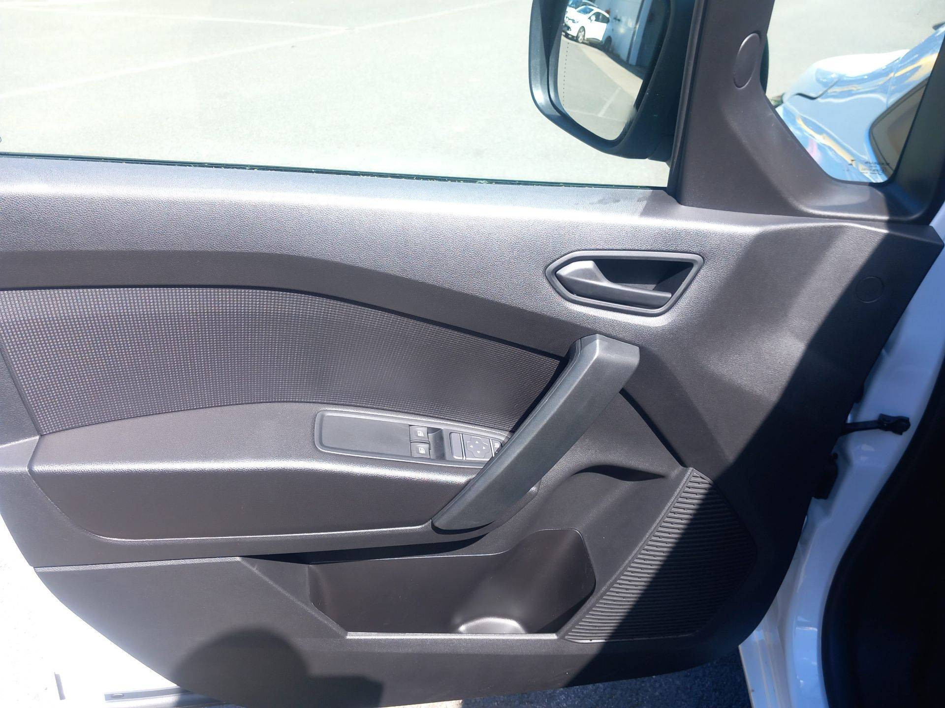 Vente en ligne Renault Kangoo Van E-Tech  FG TOLE L2 AC11 GSR2 au prix de 29 990 €