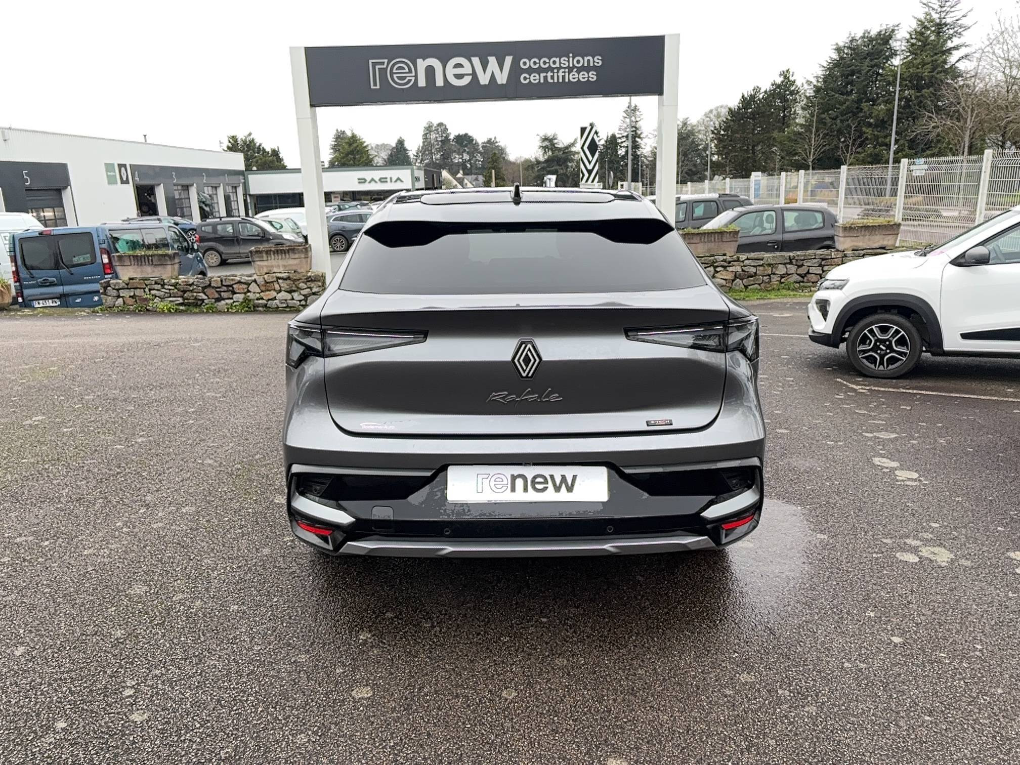 Vente en ligne Renault Rafale  E-Tech full hybrid 200ch au prix de 41 290 €