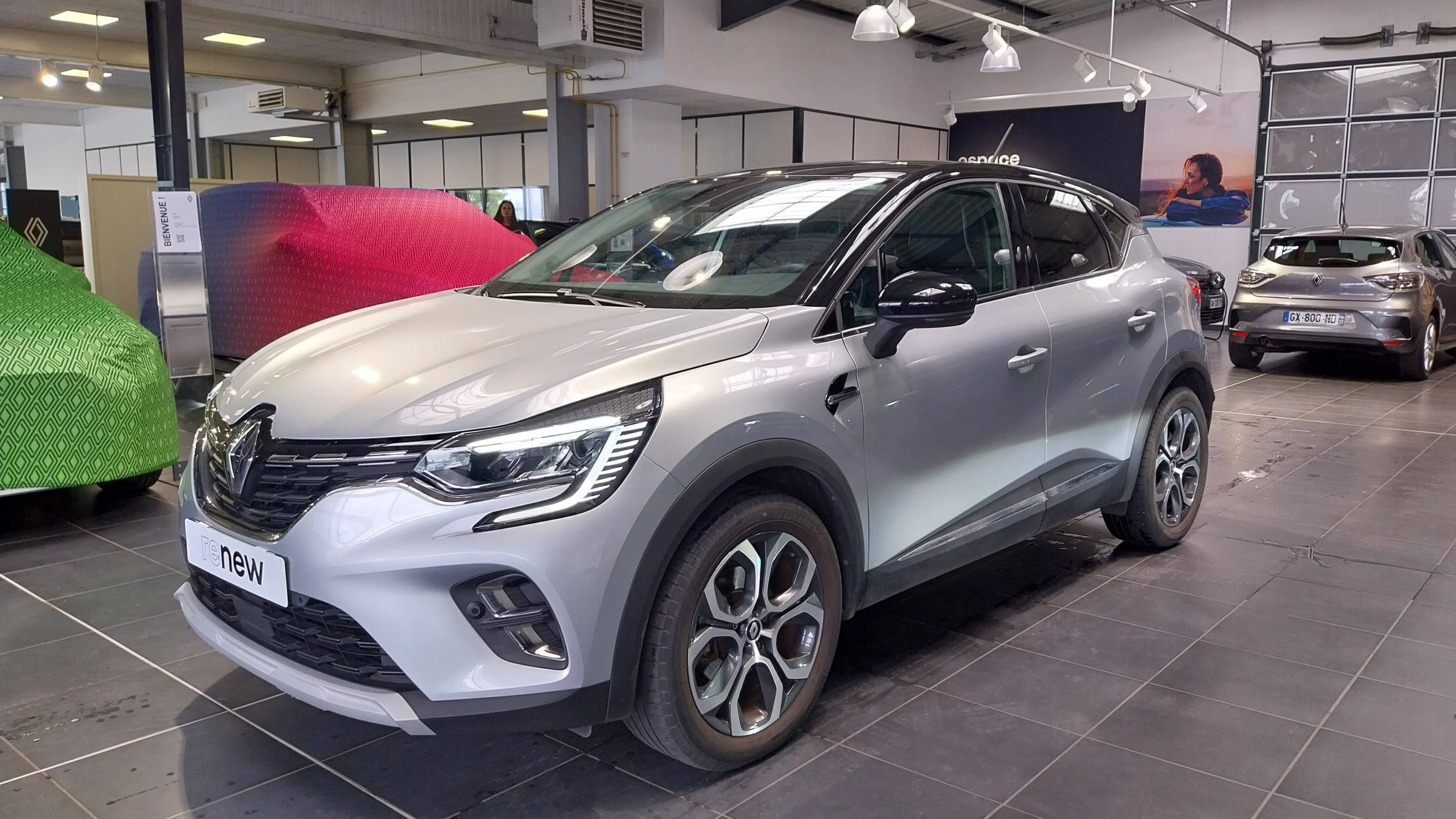 Renault Captur  E-Tech 145 - 21 occasion de 2022 en vente à Quimper