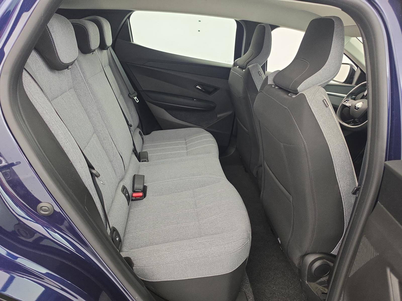 Vente en ligne Renault Megane E-Tech  EV40 130ch standard charge au prix de 26 900 €