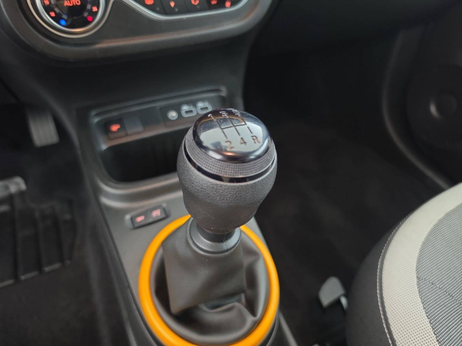 Vente en ligne Renault Twingo 3  SCe 65 au prix de 12 590 €