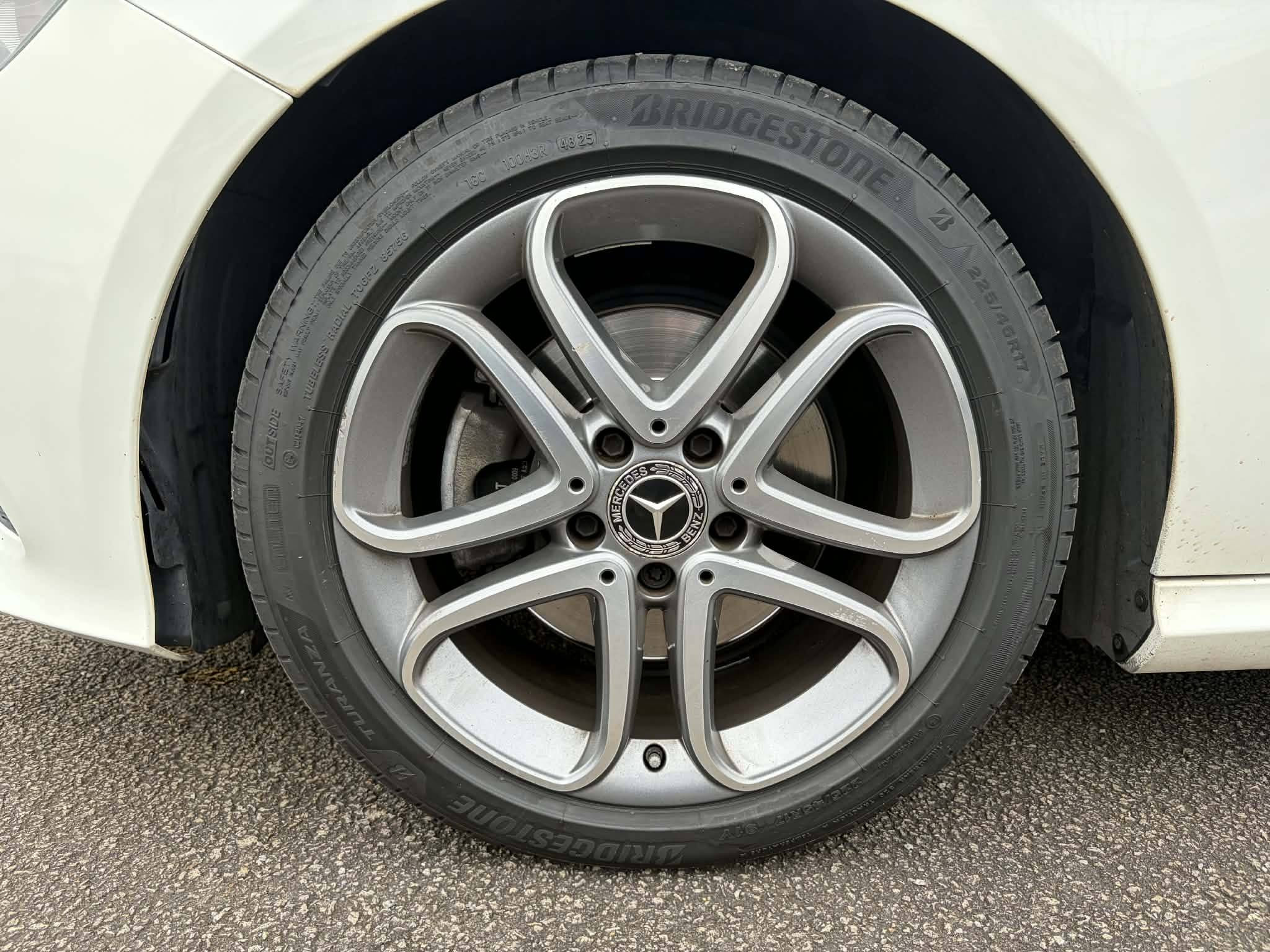 Vente en ligne Mercedes Classe A  200 d 7G-DCT au prix de 16 990 €