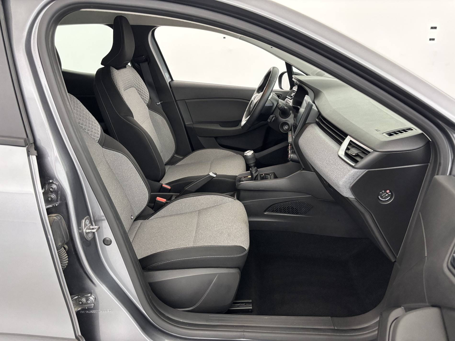 Vente en ligne Renault Clio 5 Clio TCe 90 au prix de 14 490 €