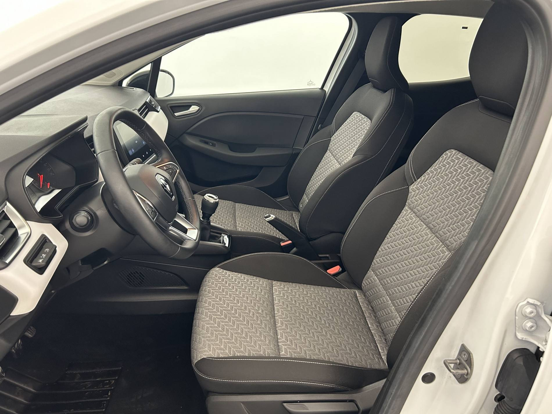 Vente en ligne Renault Clio 5 Clio SCe 65 au prix de 13 490 €