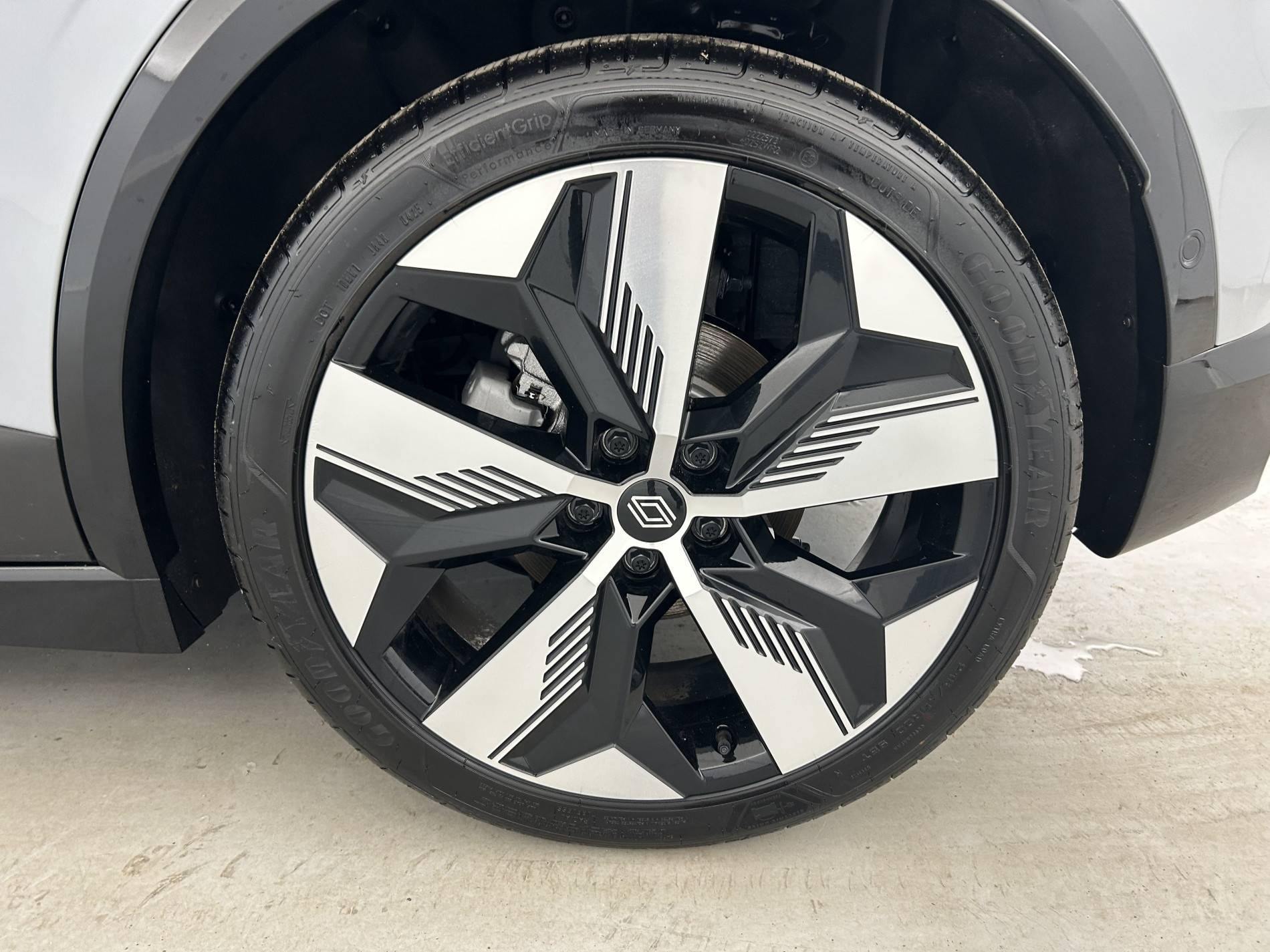 Vente en ligne Renault Megane E-Tech  220 ch autonomie confort GSR2 au prix de 30 490 €