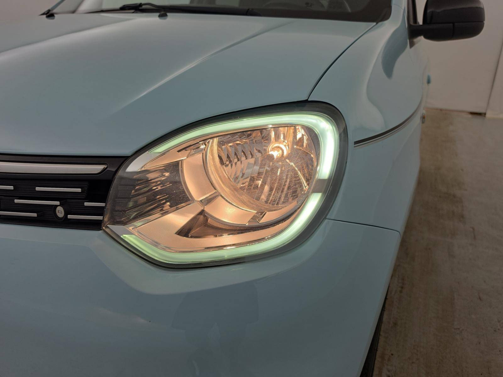 Vente en ligne Renault Twingo Electrique Twingo III E-Tech au prix de 13 900 €