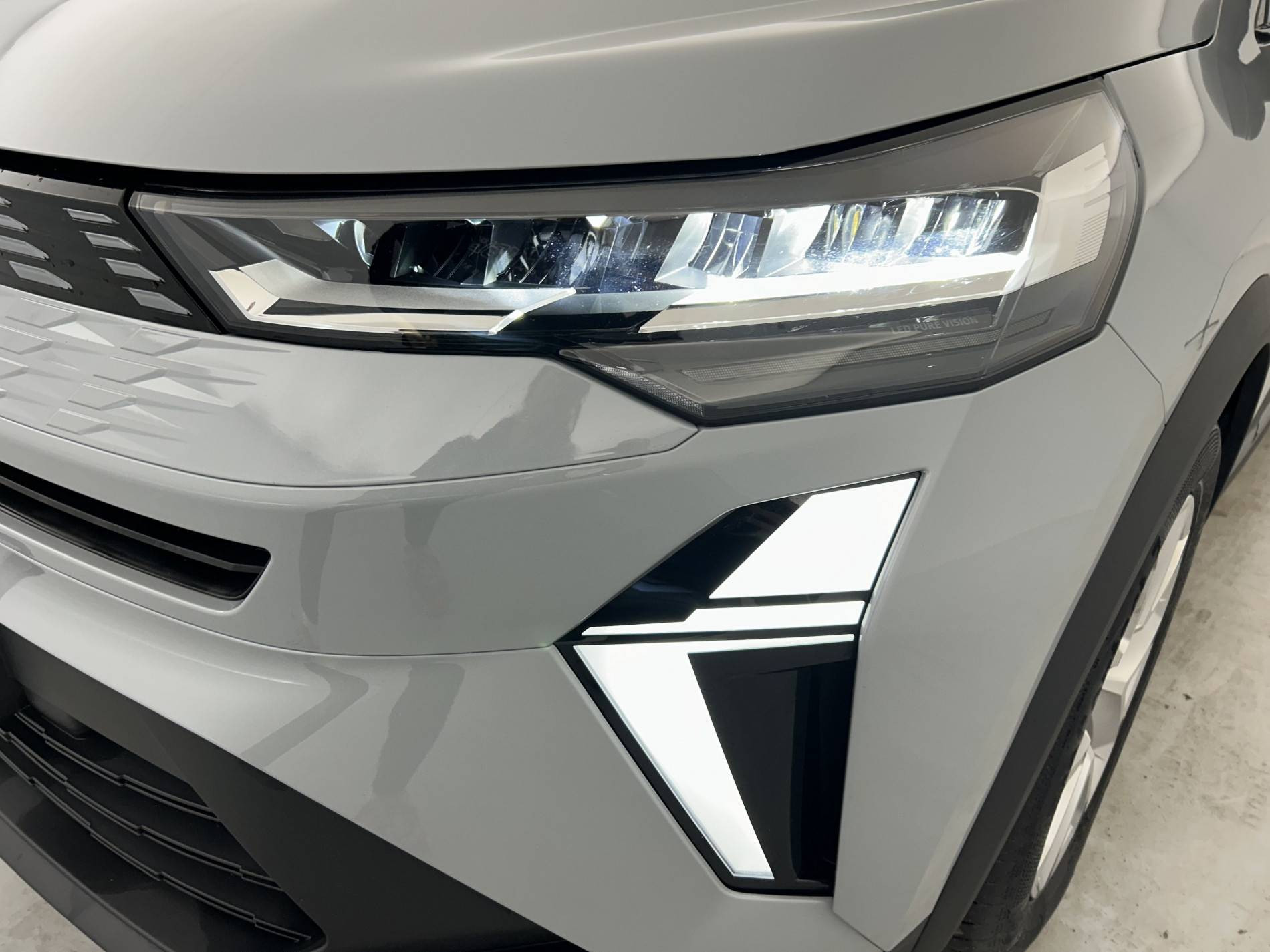 Vente en ligne Renault Symbioz  E-Tech full hybrid 145 au prix de 25 890 €