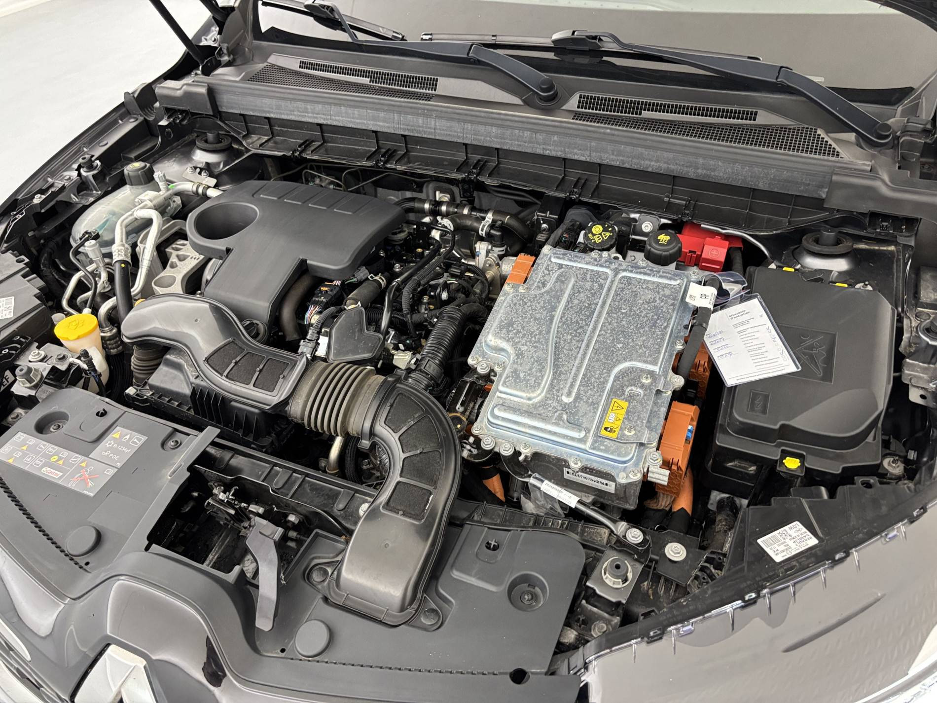 Vente en ligne Renault Arkana  E-Tech hybride 145 - 22 au prix de 18 490 €