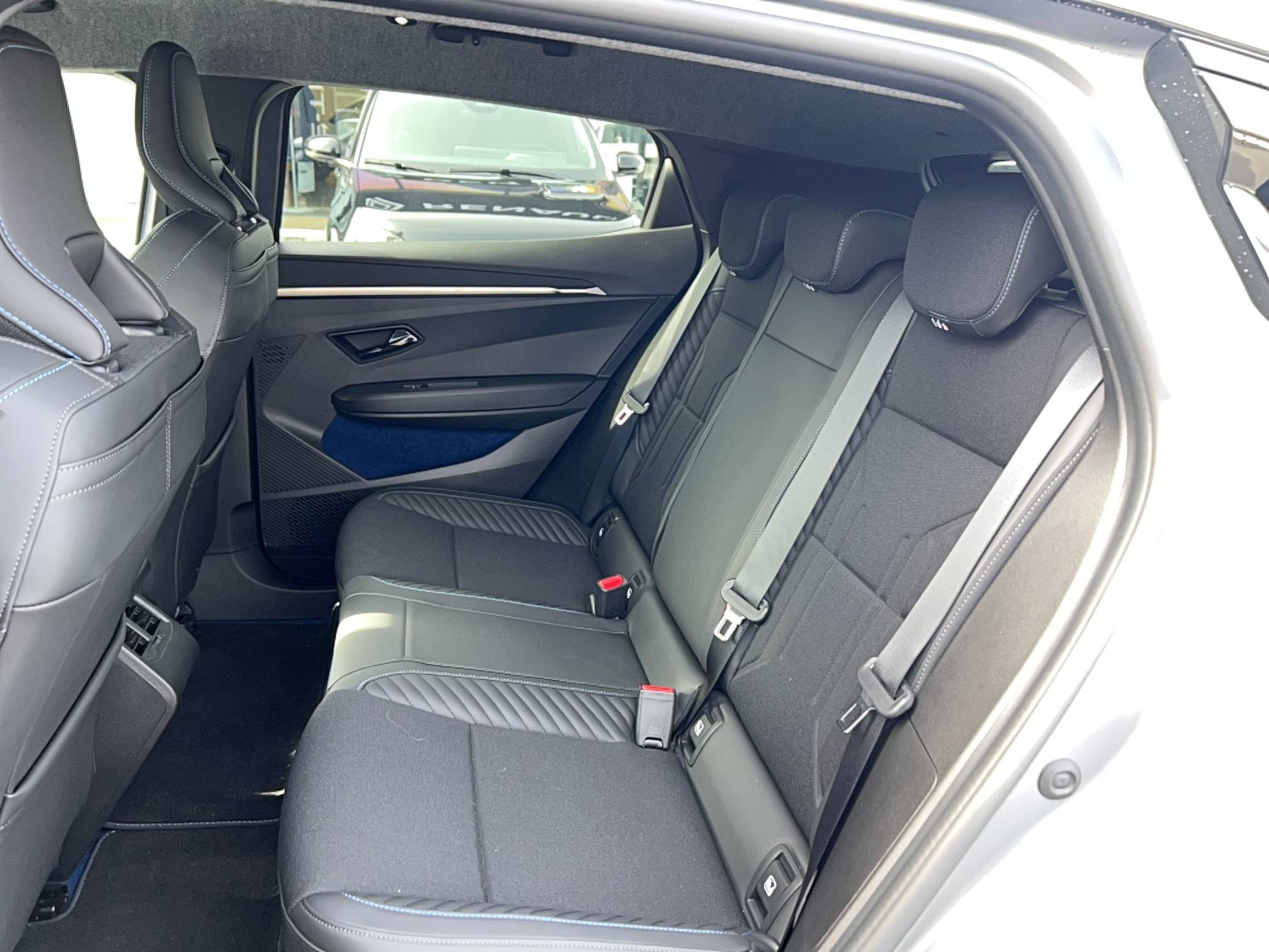 Vente en ligne Renault Megane E-Tech  220 ch autonomie confort au prix de 42 990 €