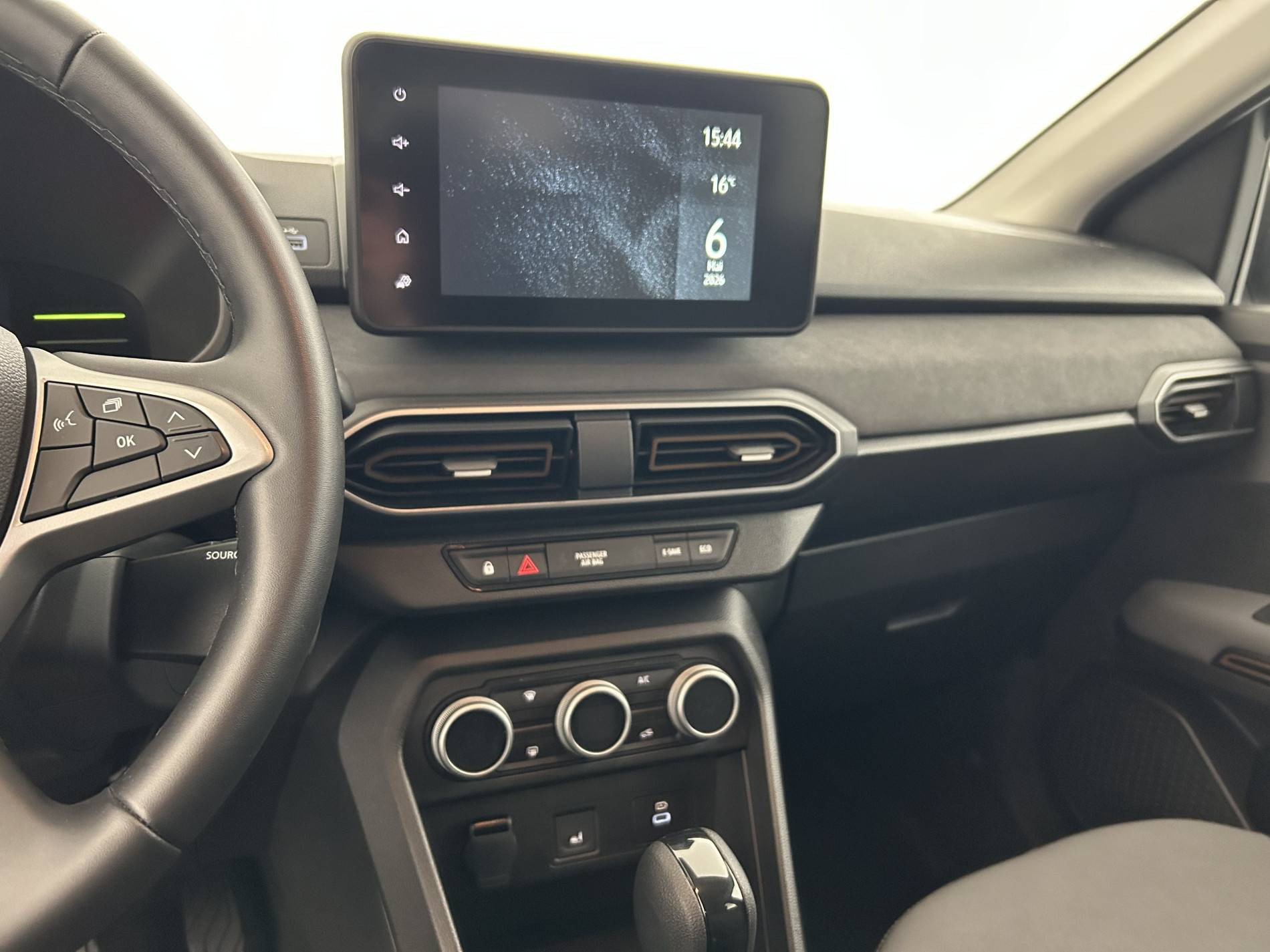 Vente en ligne Dacia Jogger  Hybrid 140 7 places GSR2 au prix de 24 590 €