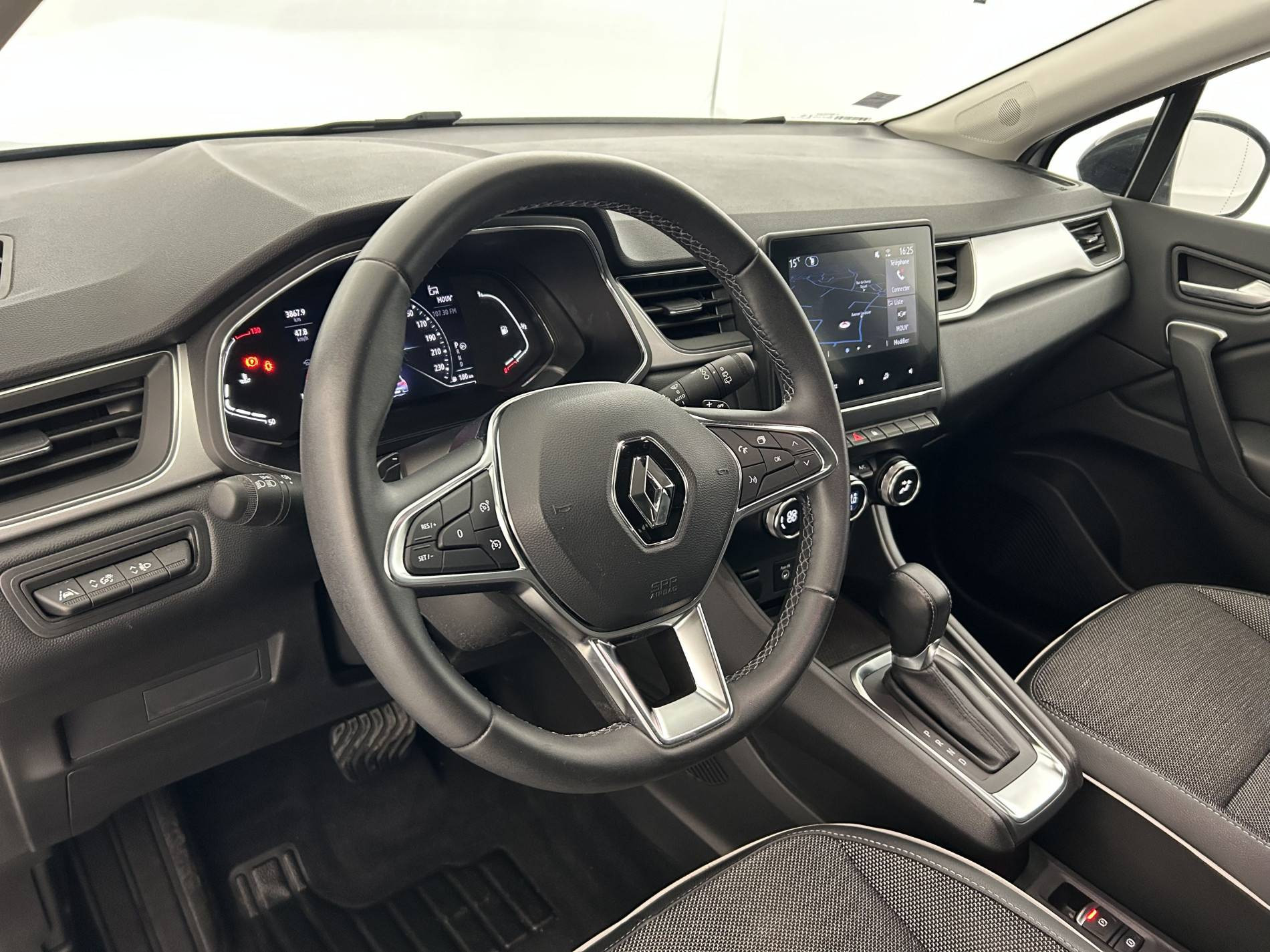 Vente en ligne Renault Captur  TCe 140 EDC - 21 au prix de 17 990 €