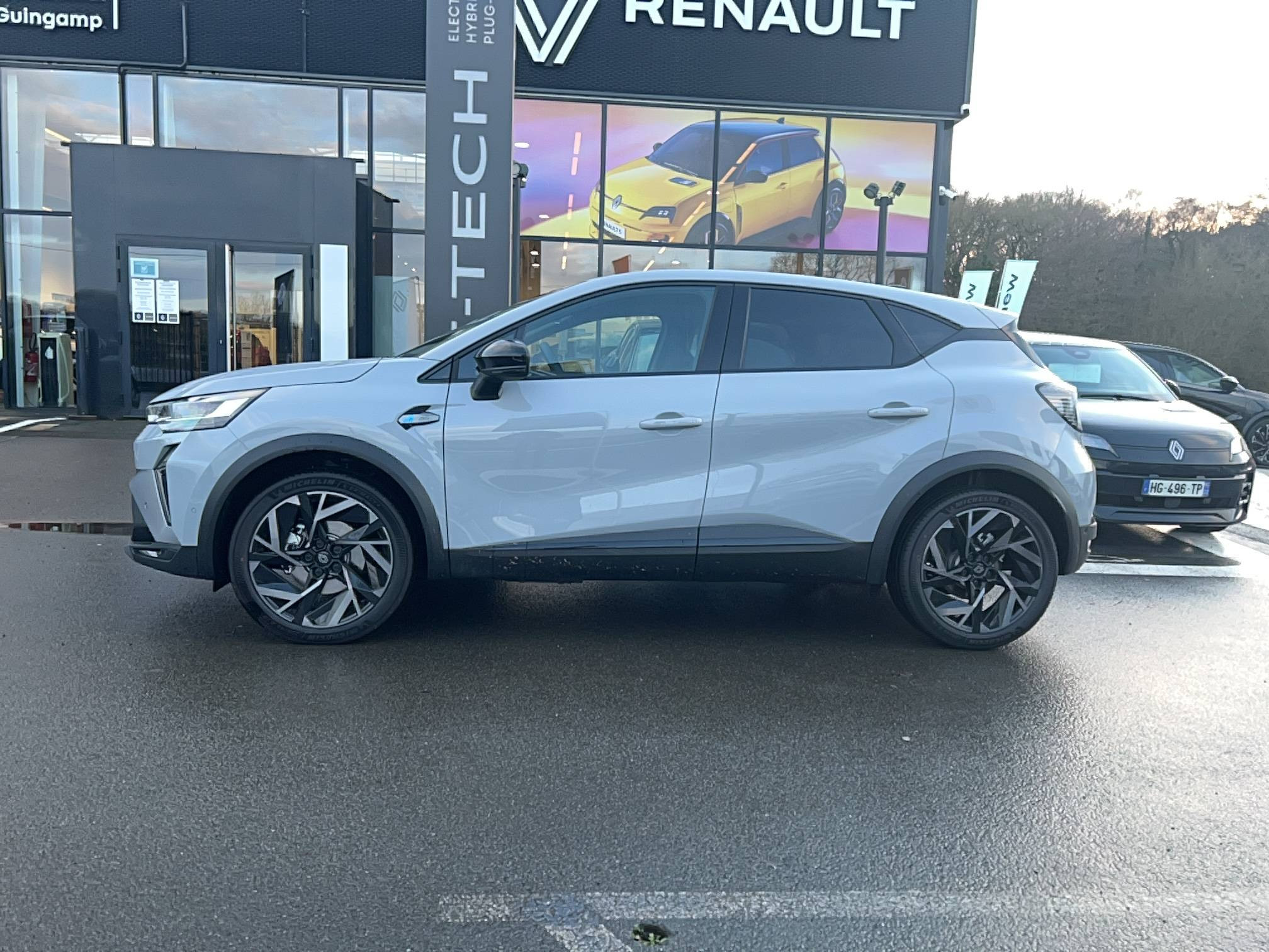 Vente en ligne Renault Captur  E-Tech full hybrid 160 ch au prix de 33 990 €