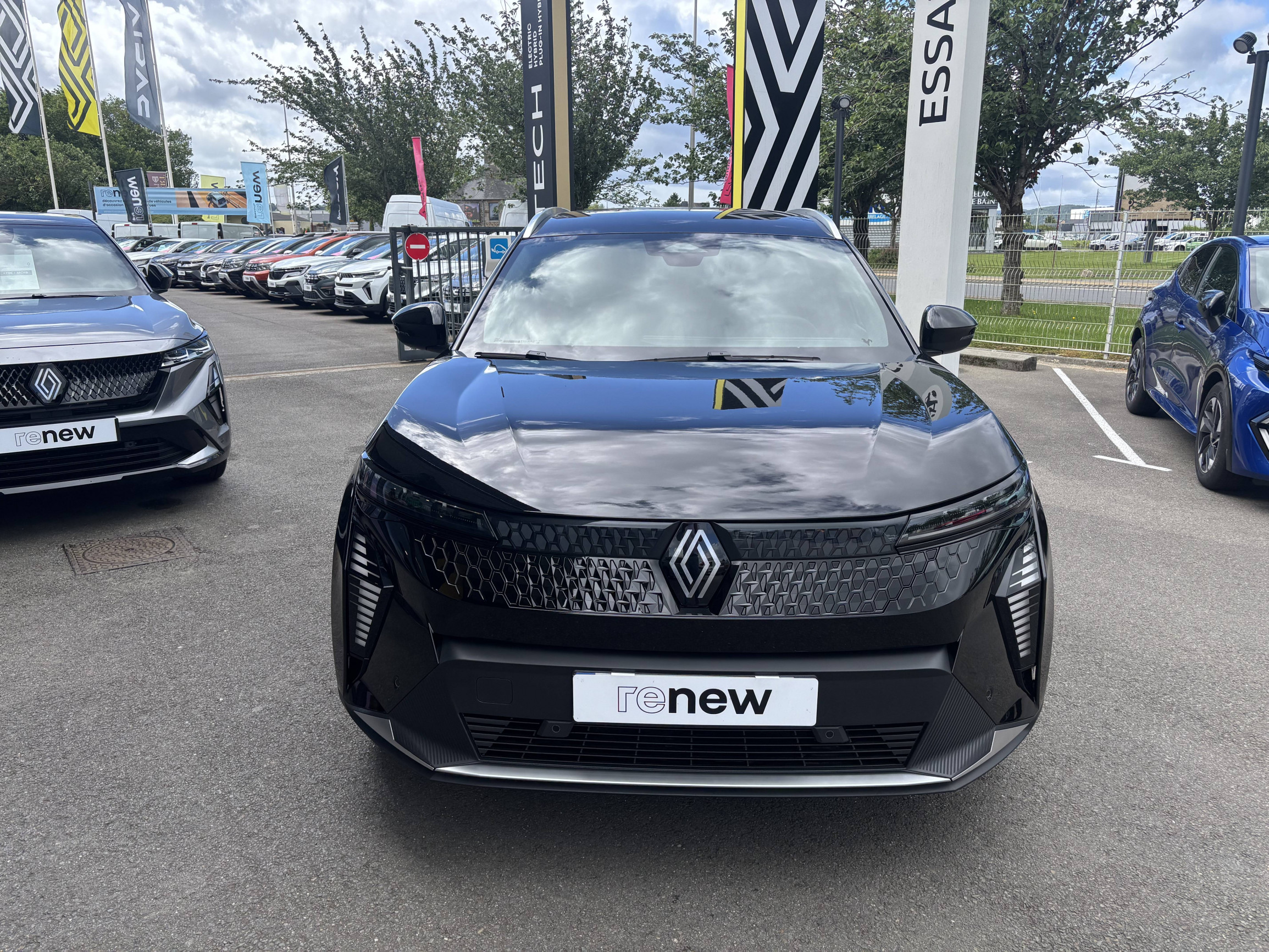 Vente en ligne Renault Scenic E-Tech Scenic E-Tech électrique 220 ch grande autonomie au prix de 48 890 €