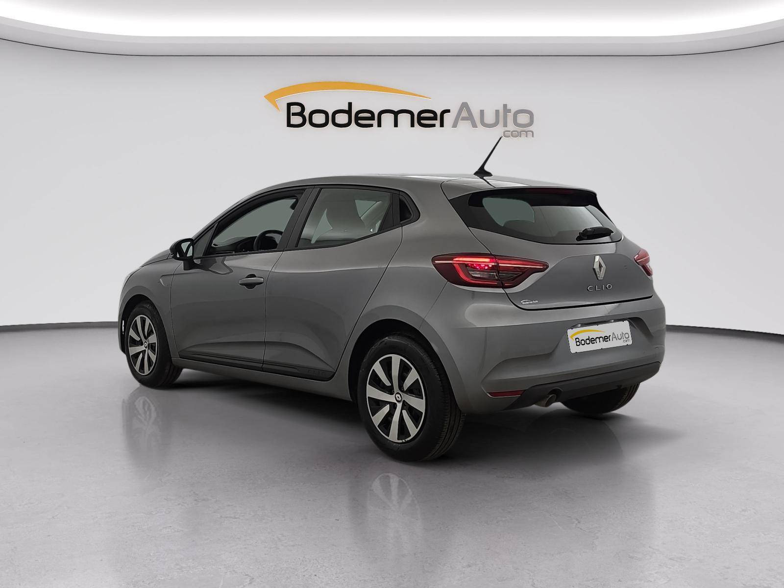 Vente en ligne Renault Clio 5 Clio TCe 90 au prix de 14 790 €