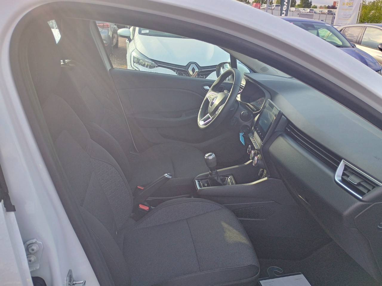 Vente en ligne Renault Clio 5 Clio SCe 65 - 21N au prix de 12 490 €
