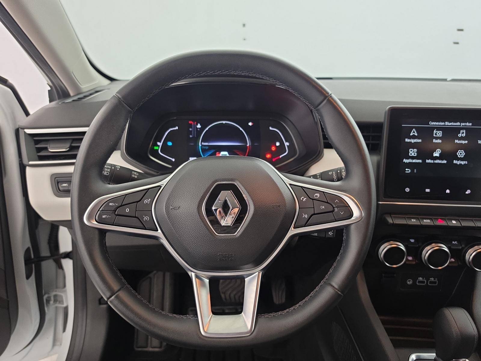 Vente en ligne Renault Clio 5 Clio E-Tech full hybrid 145 au prix de 15 690 €