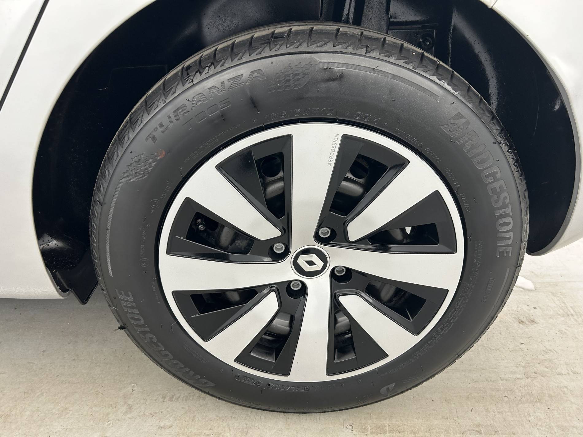 Vente en ligne Renault Clio 5 Clio TCe 90 au prix de 13 990 €