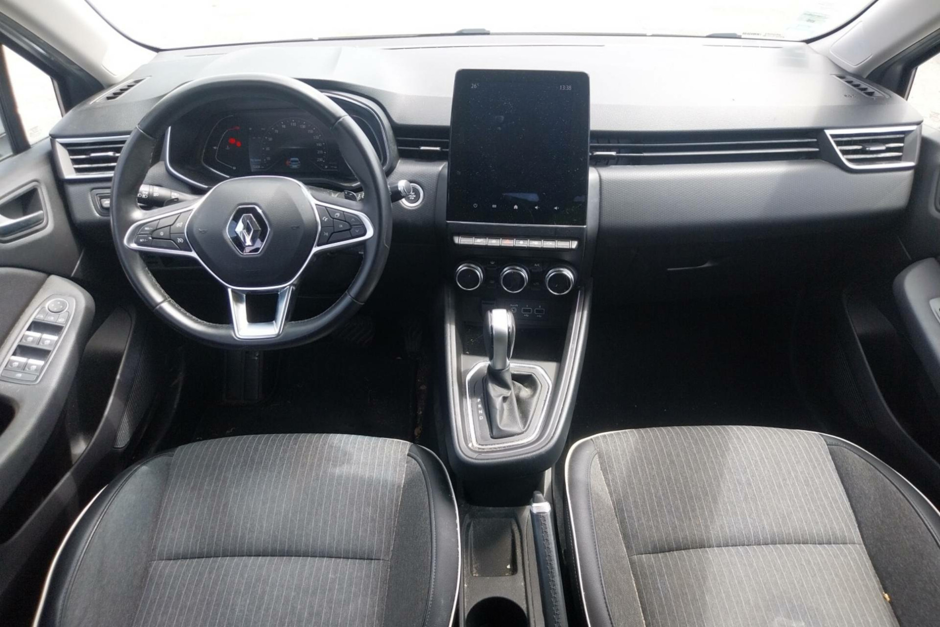 Vente en ligne Renault Clio 5 Clio TCe 130 EDC FAP au prix de 14 790 €