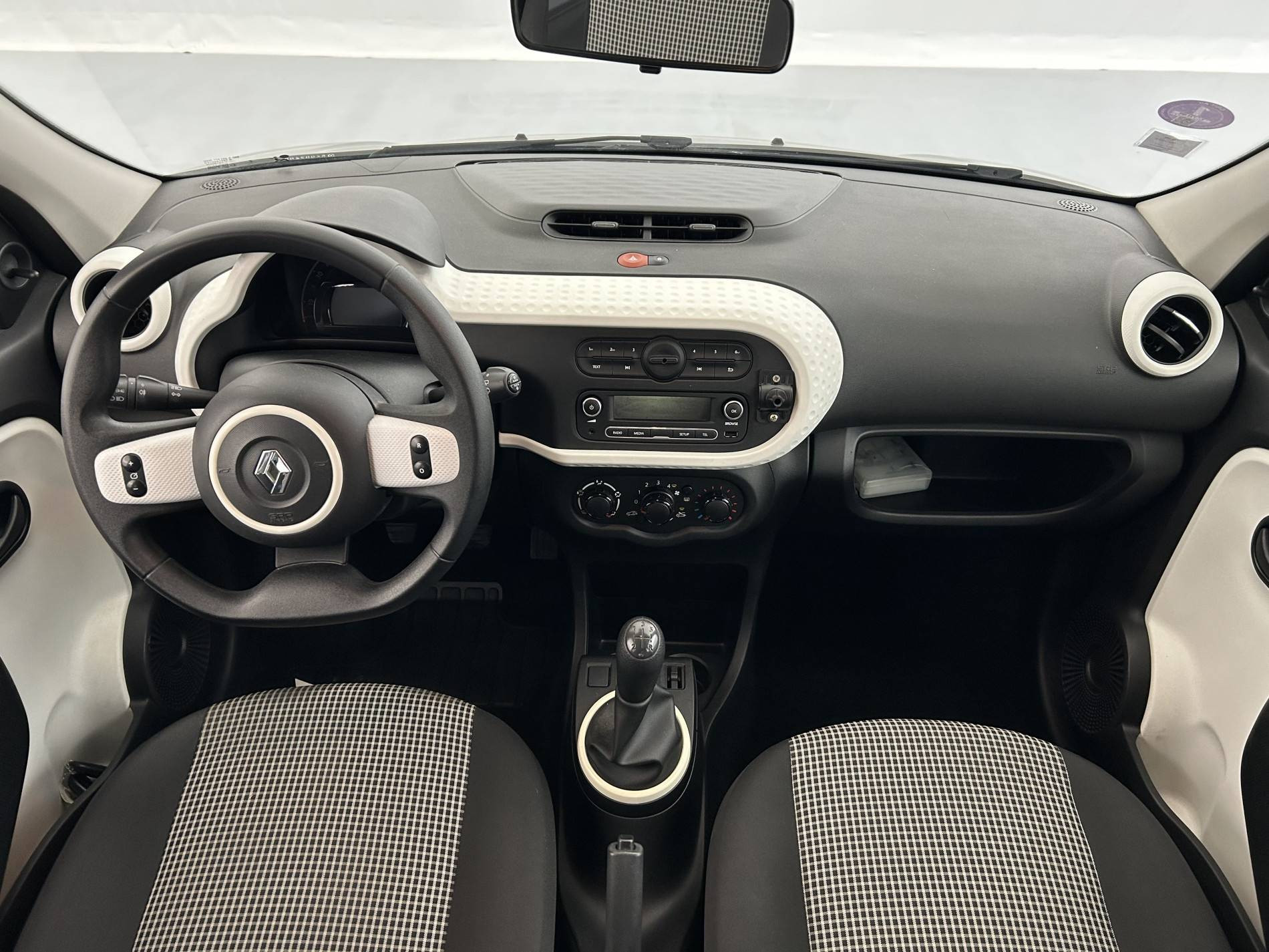 Vente en ligne Renault Twingo 3  1.0 SCe 70 E6 au prix de 8 990 €