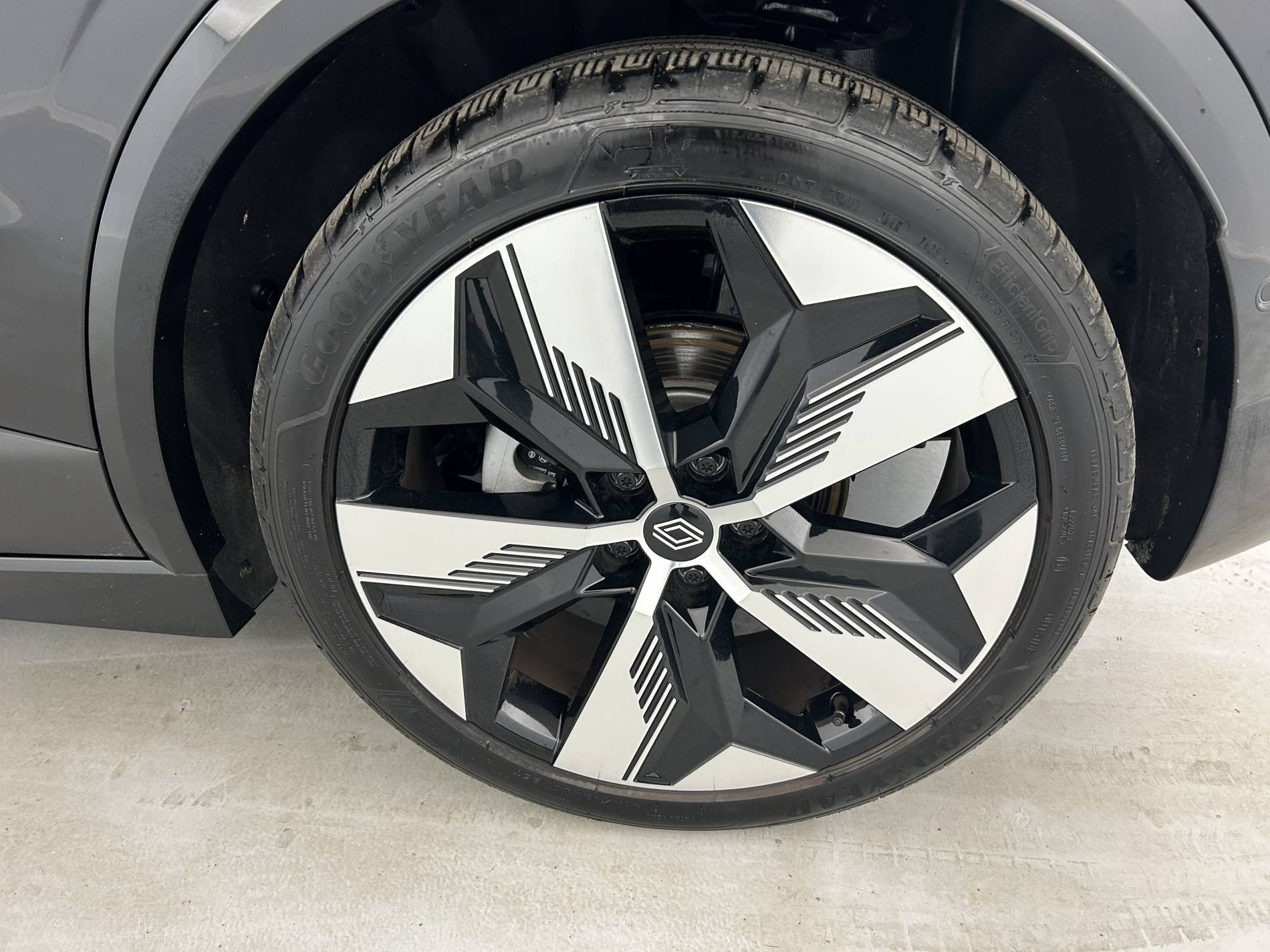 Vente en ligne Renault Megane E-Tech  220 ch autonomie confort GSR2 au prix de 30 490 €