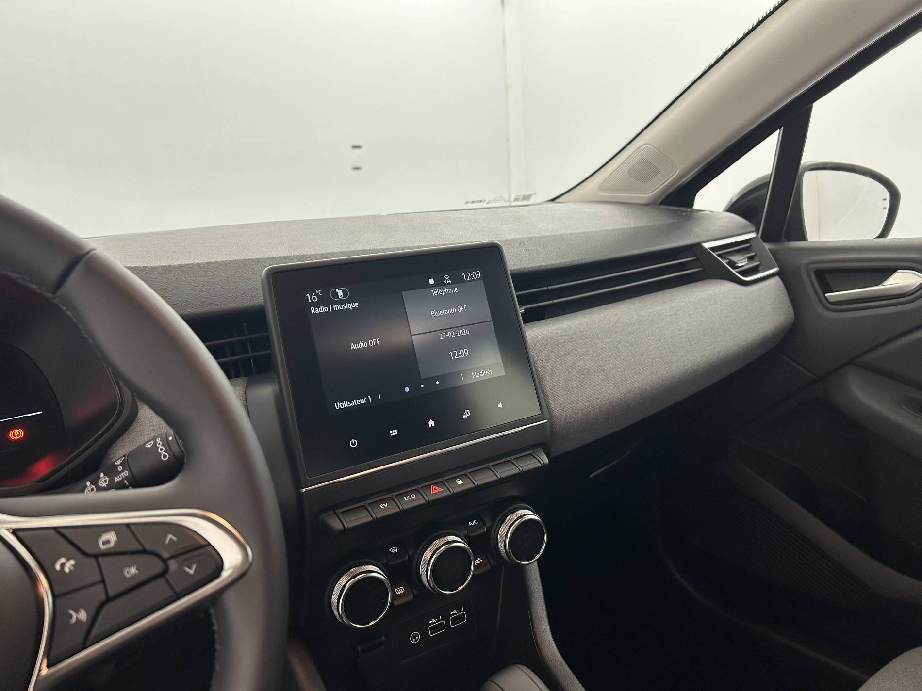 Vente en ligne Renault Clio 5 Clio E-Tech full hybrid 145 ch GSR2 au prix de 19 690 €