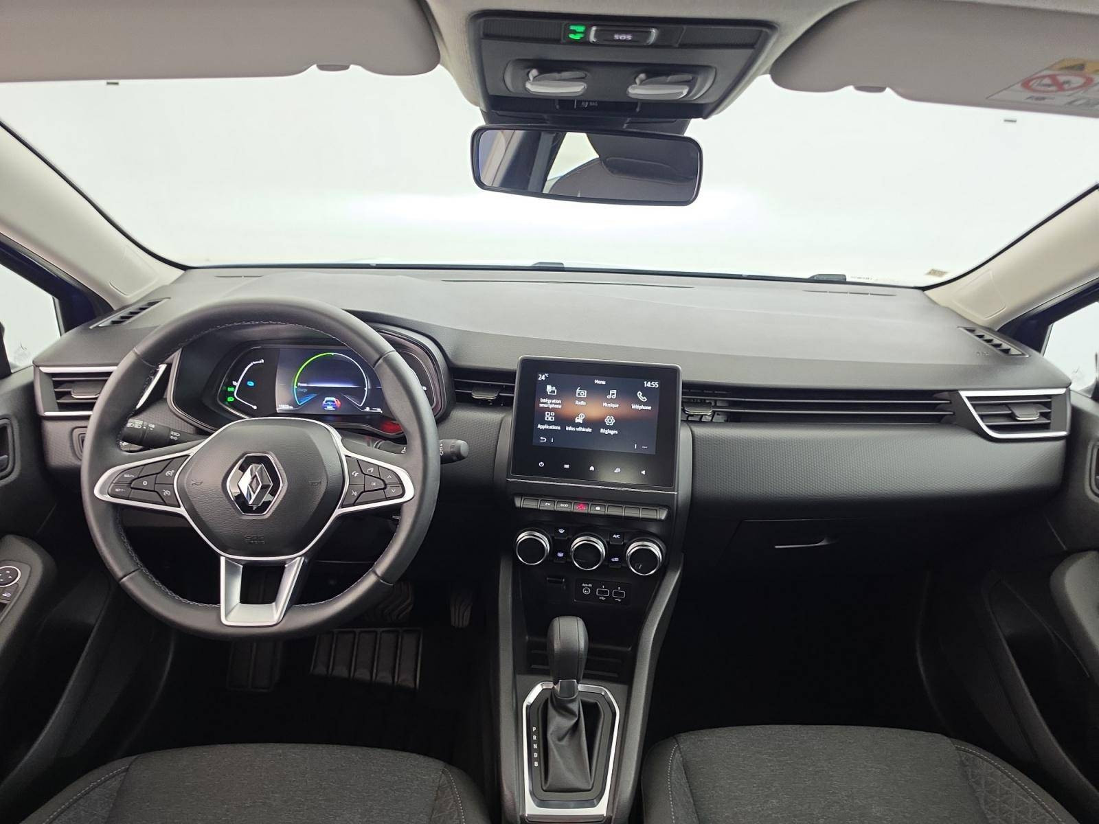 Vente en ligne Renault Clio 5 Clio E-Tech full hybrid 145 au prix de 17 900 €