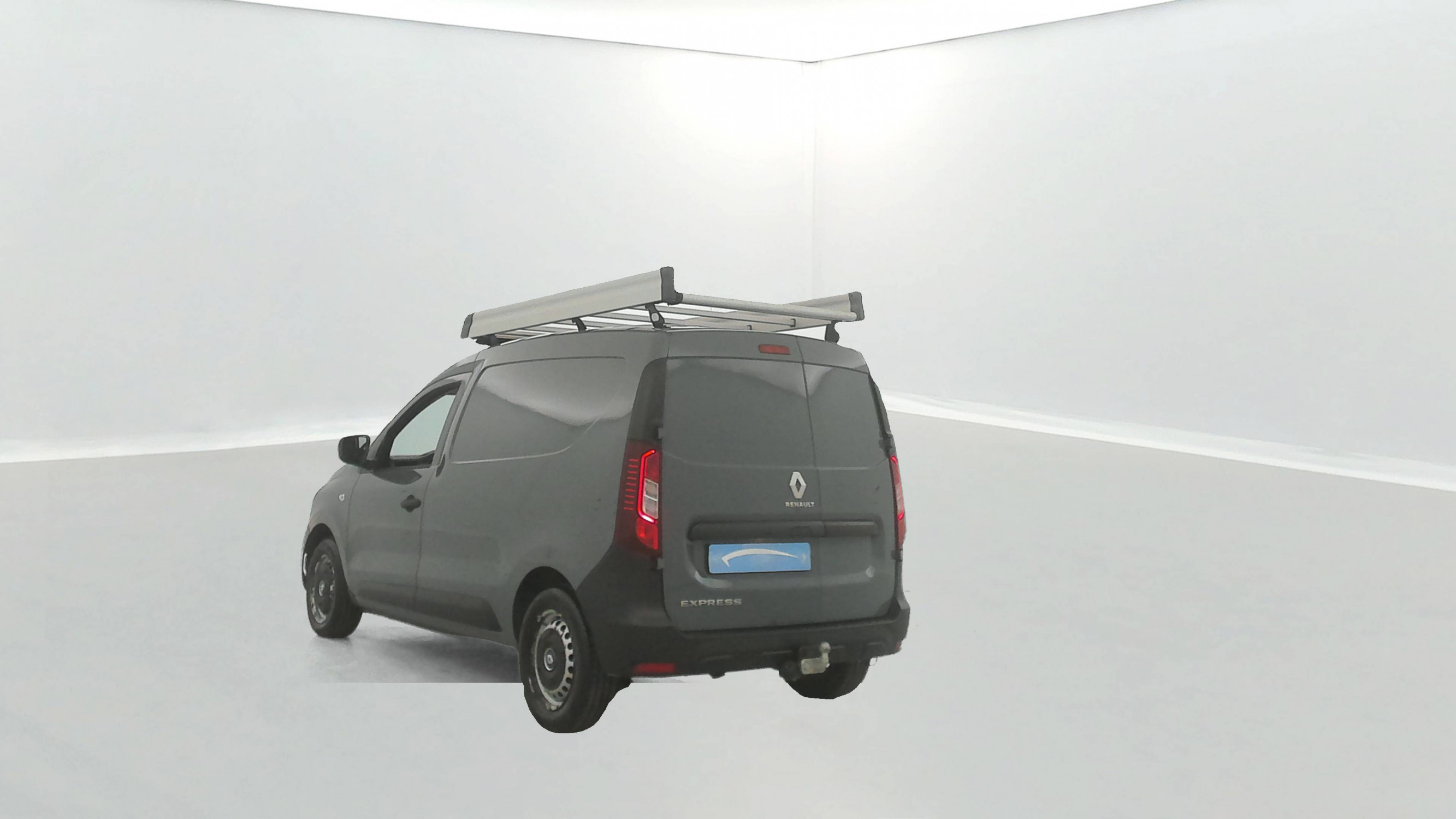 Vente en ligne Renault Express Van  BLUE DCI 95 au prix de 13 590 €