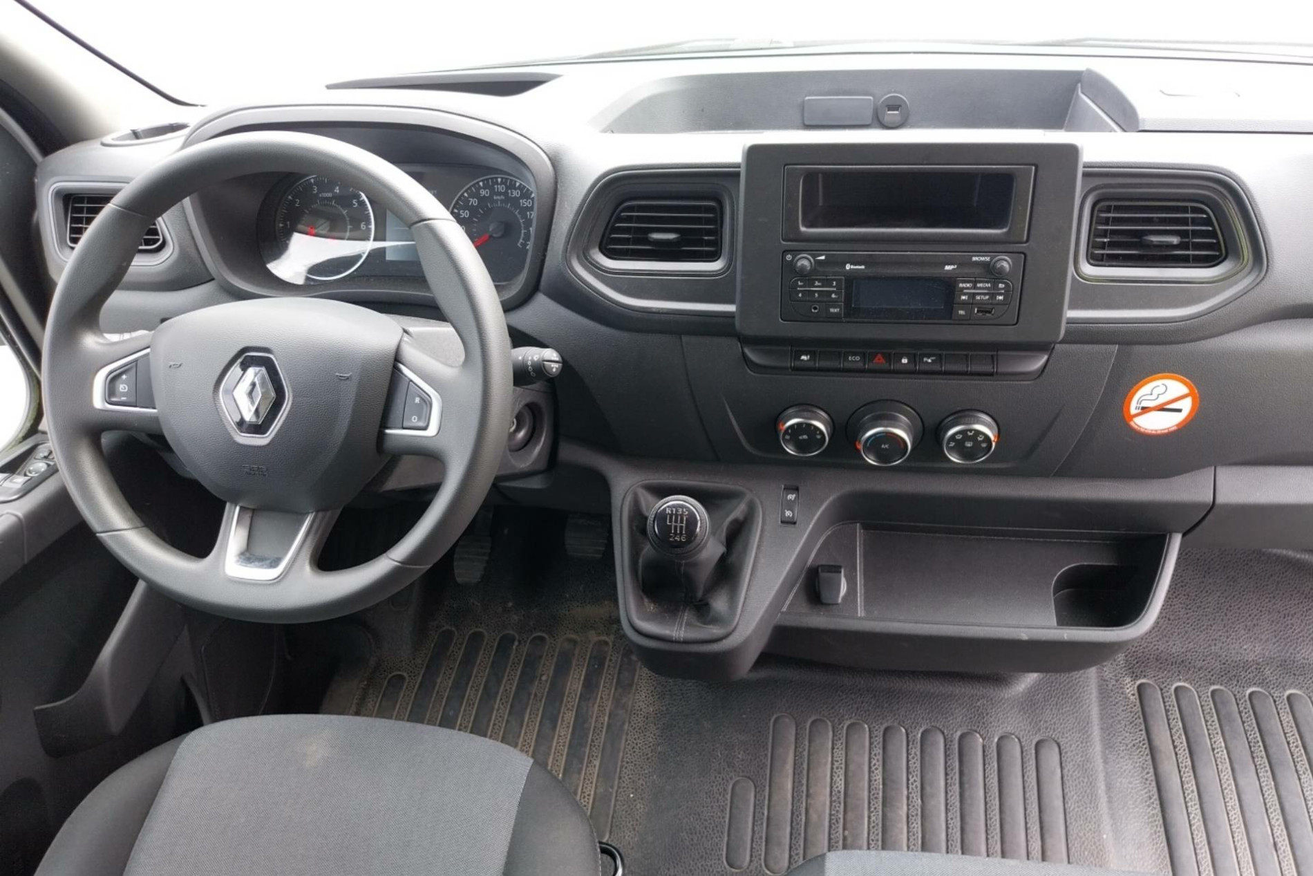 Vente en ligne Renault Master Fourgon MASTER FGN TRAC F3500 L2H2 BLUE DCI 135 au prix de 25 900 €