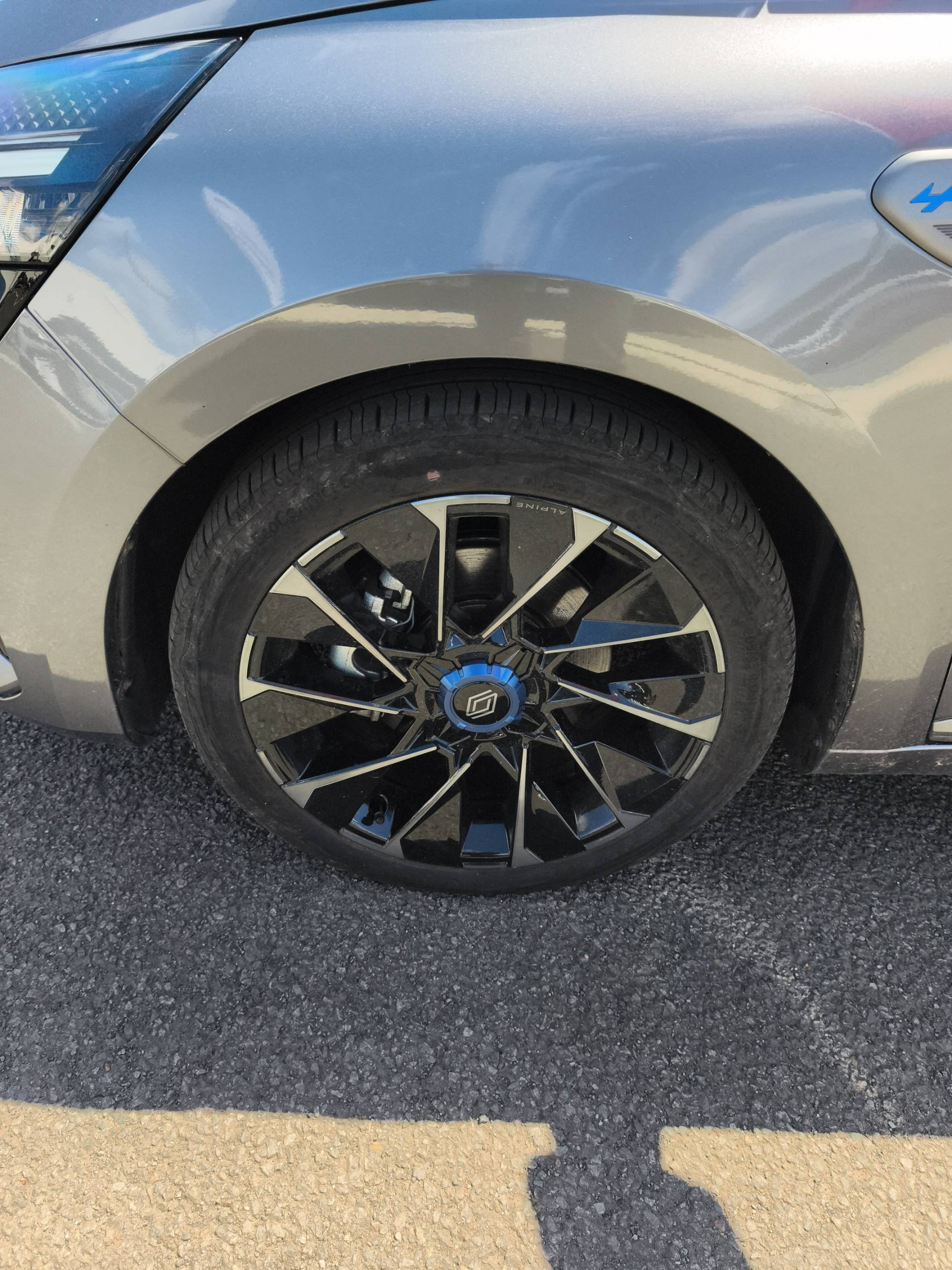 Vente en ligne Renault Clio 5 Clio E-Tech full hybrid 145 au prix de 22 290 €