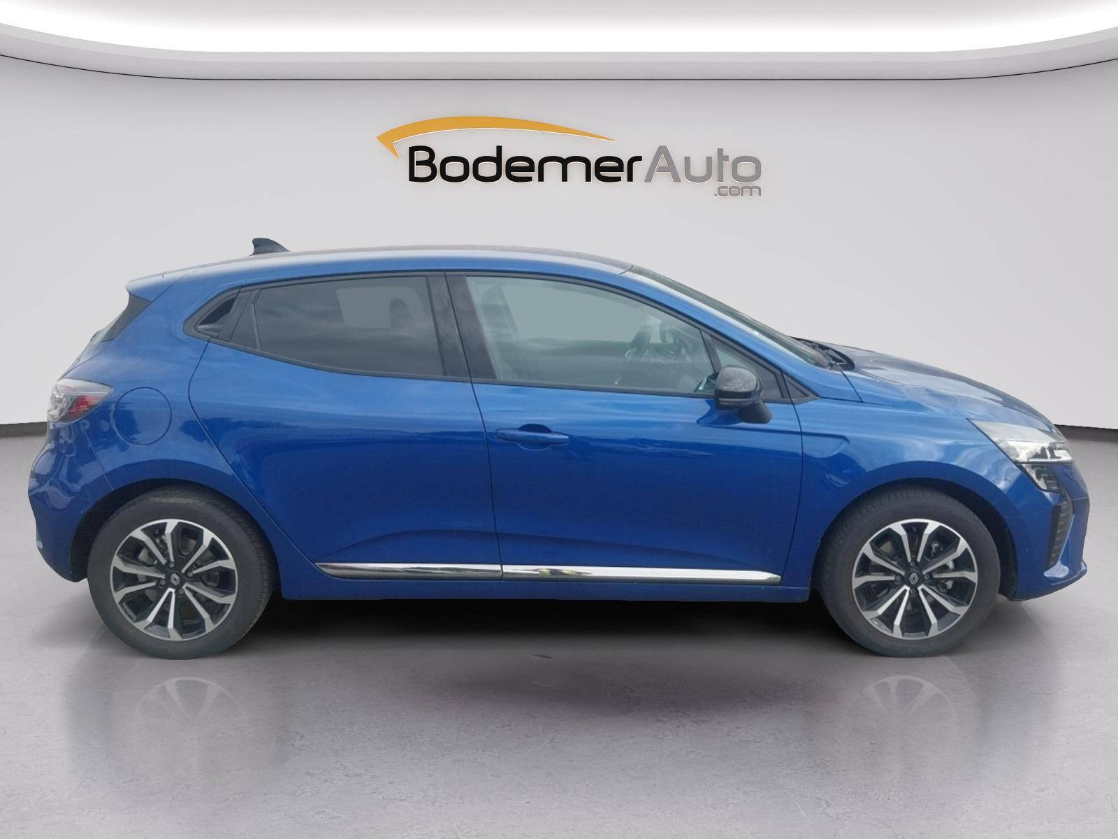 Vente en ligne Renault Clio 5 Clio E-Tech full hybrid 145 ch GSR2 au prix de 20 990 €