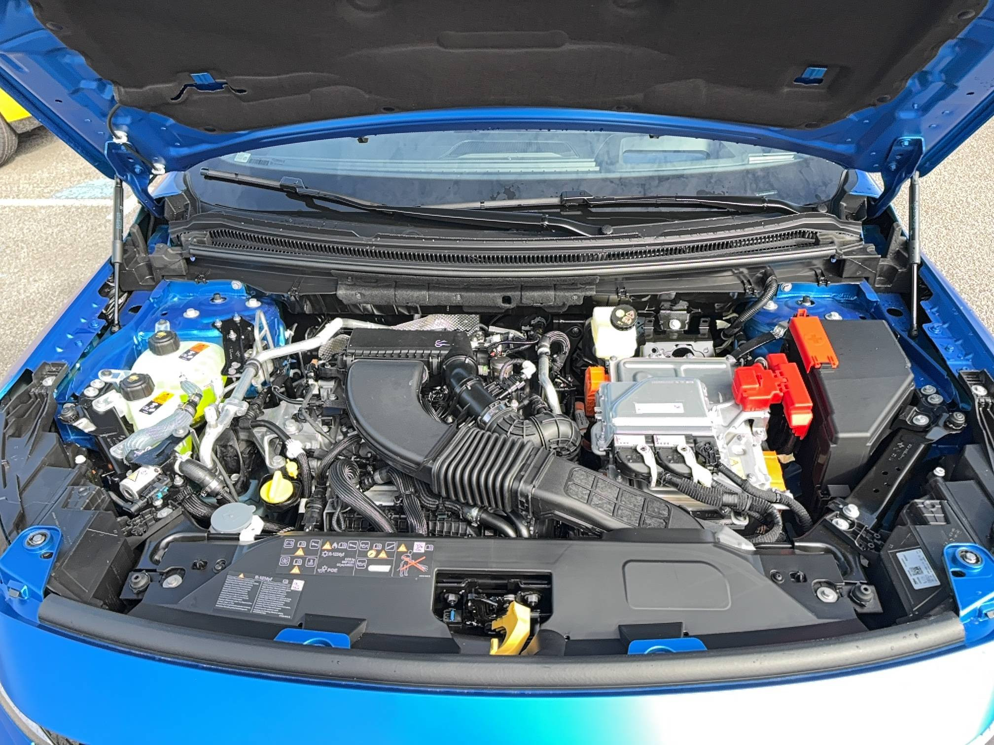 Vente en ligne Renault Rafale  hyper hybrid E-Tech 300 ch 4x4 au prix de 59 900 €