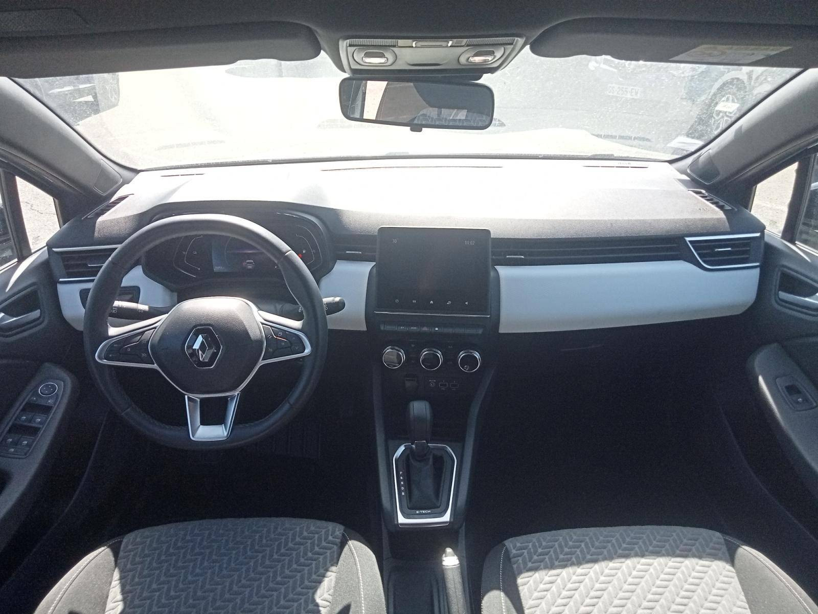 Vente en ligne Renault Clio 5 Clio E-Tech 140 - 21N au prix de 16 490 €