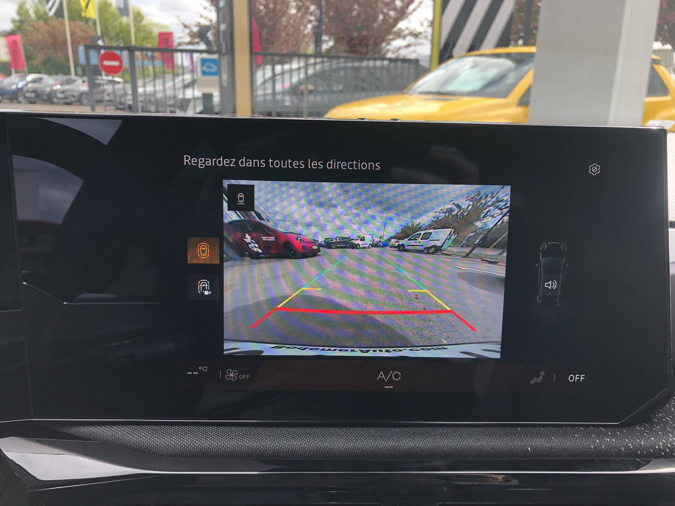 Vente en ligne Renault Clio 6 Clio TCe 115 ch au prix de 23 990 €