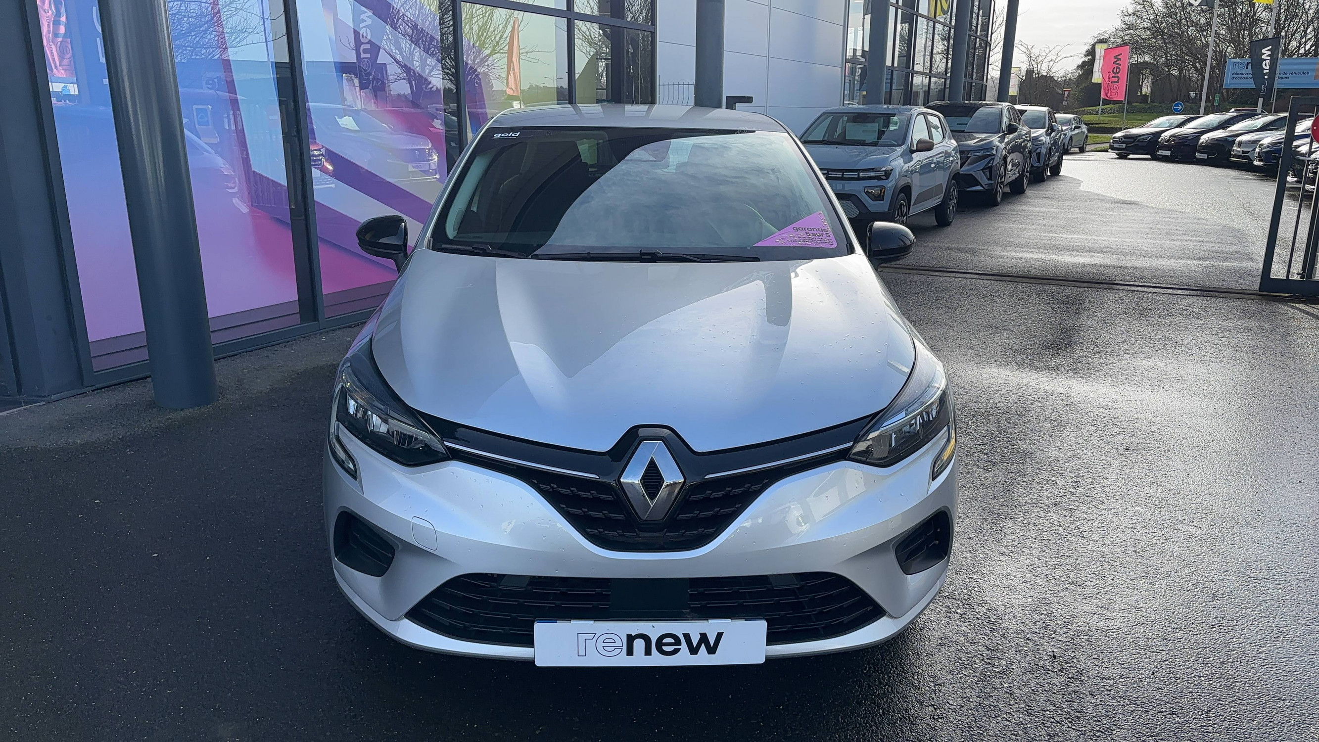 Vente en ligne Renault Clio 5 Clio TCe 90 au prix de 14 790 €