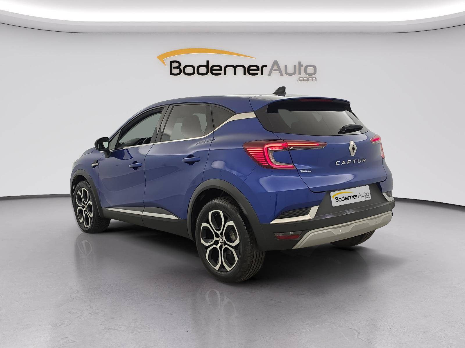 Vente en ligne Renault Captur  mild hybrid 160 EDC au prix de 19 490 €