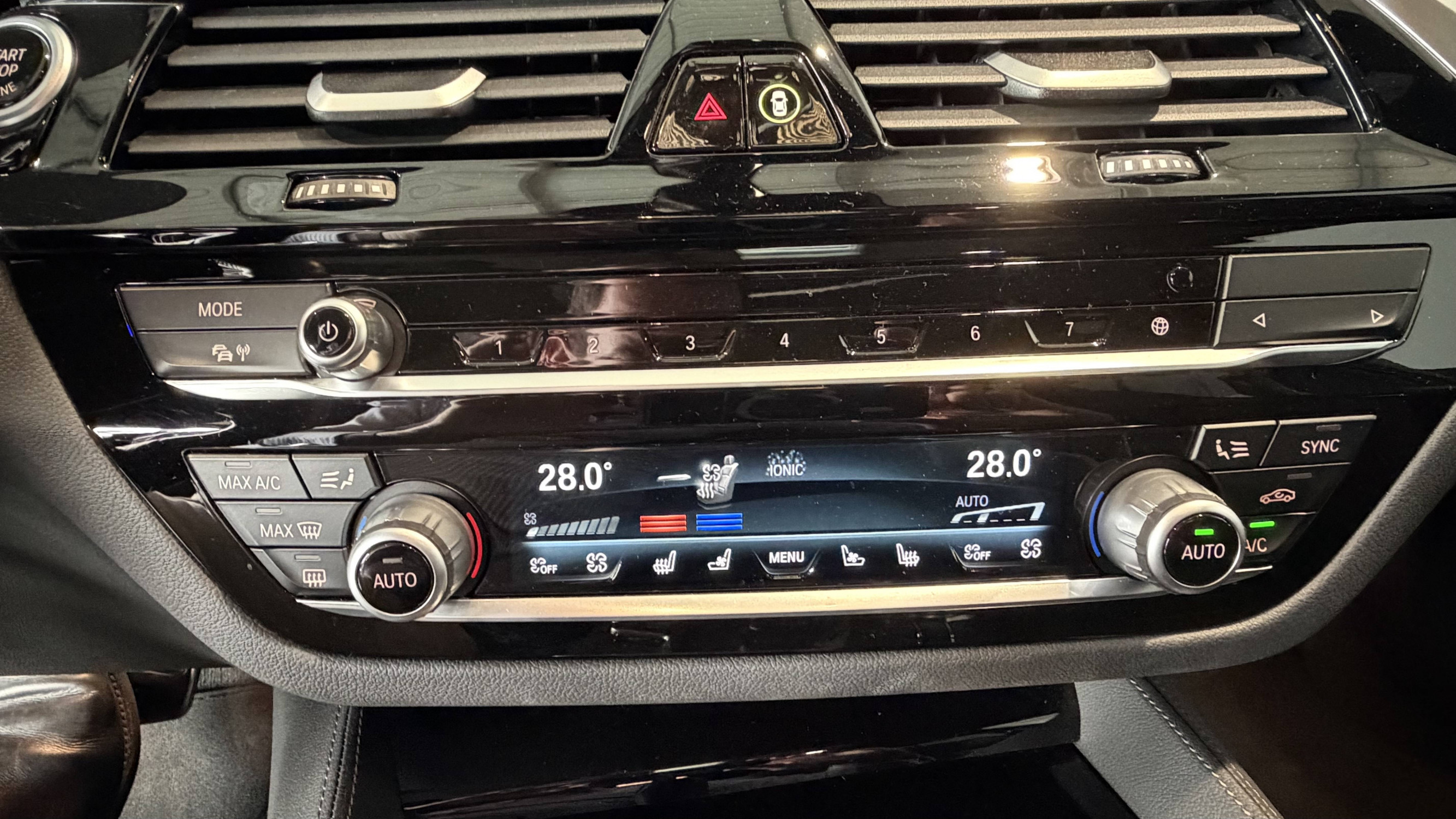 Vente en ligne Bmw Série 5 540d TwinPower Turbo xDrive 340 ch BVA8 au prix de 51 990 €