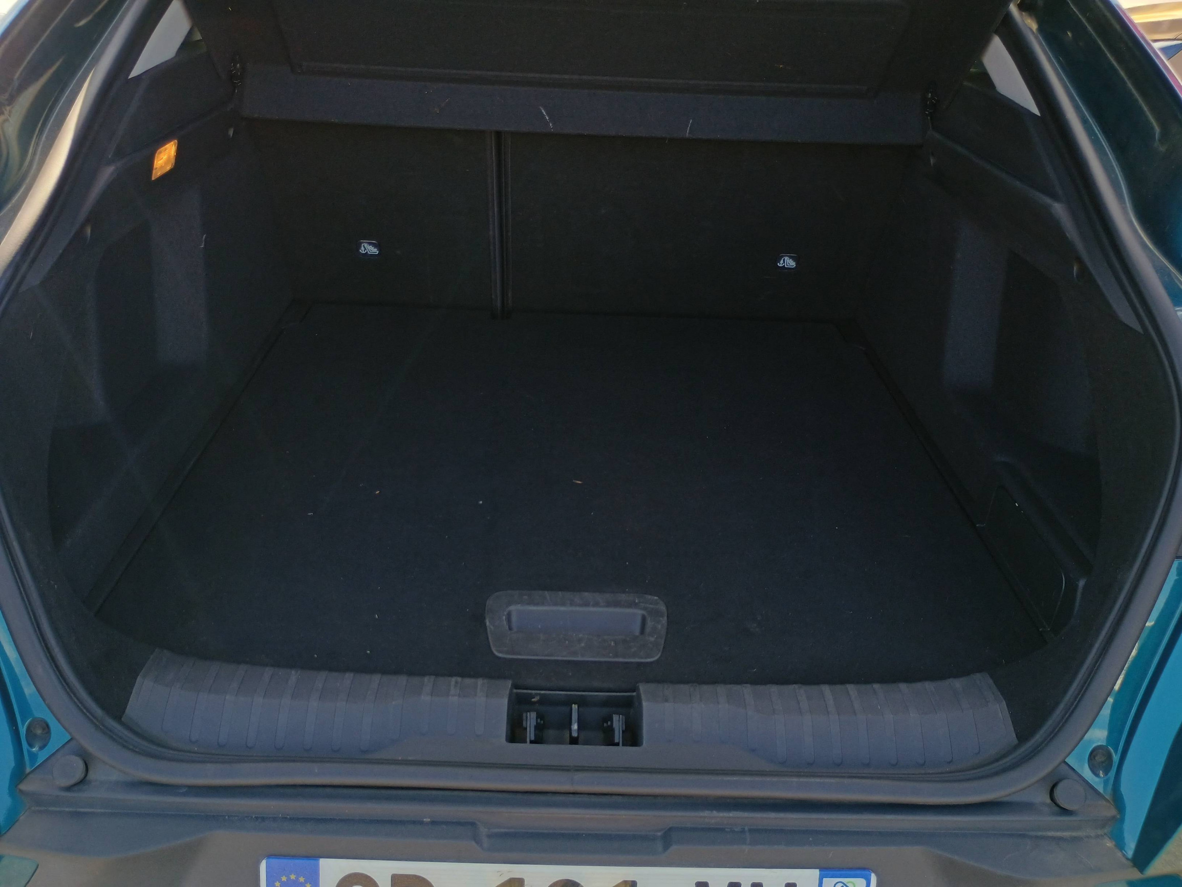 Vente en ligne Renault Arkana  E-Tech hybride 145 - 22 au prix de 21 991 €