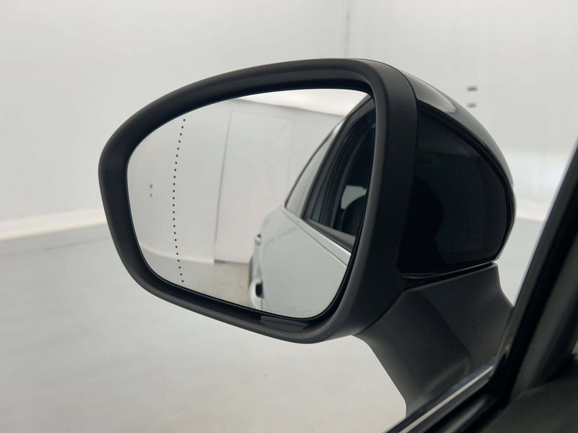 Vente en ligne Renault Captur  mild hybrid 160 EDC au prix de 20 990 €