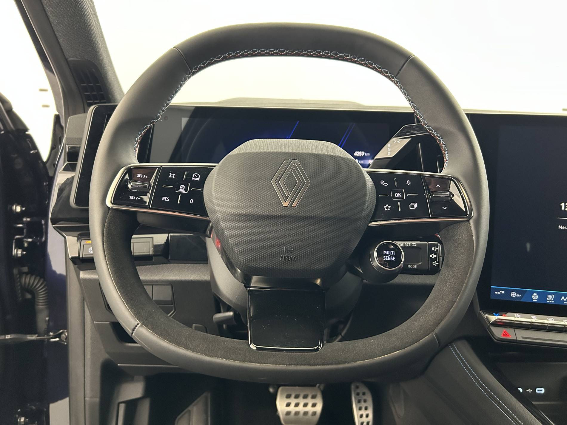Vente en ligne Renault Espace Espace E-Tech full hybrid 200 GSR2 au prix de 39 790 €