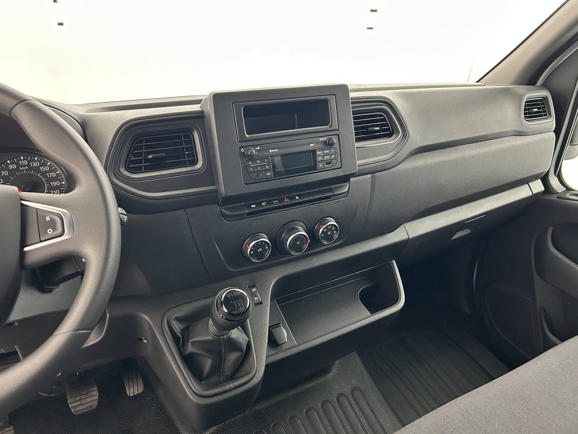 Vente en ligne Renault Master 3 Châssis Cabine MASTER PHC TRAC F3500 L3H1 BLUE DCI 145 EURO VI au prix de 31 990 €